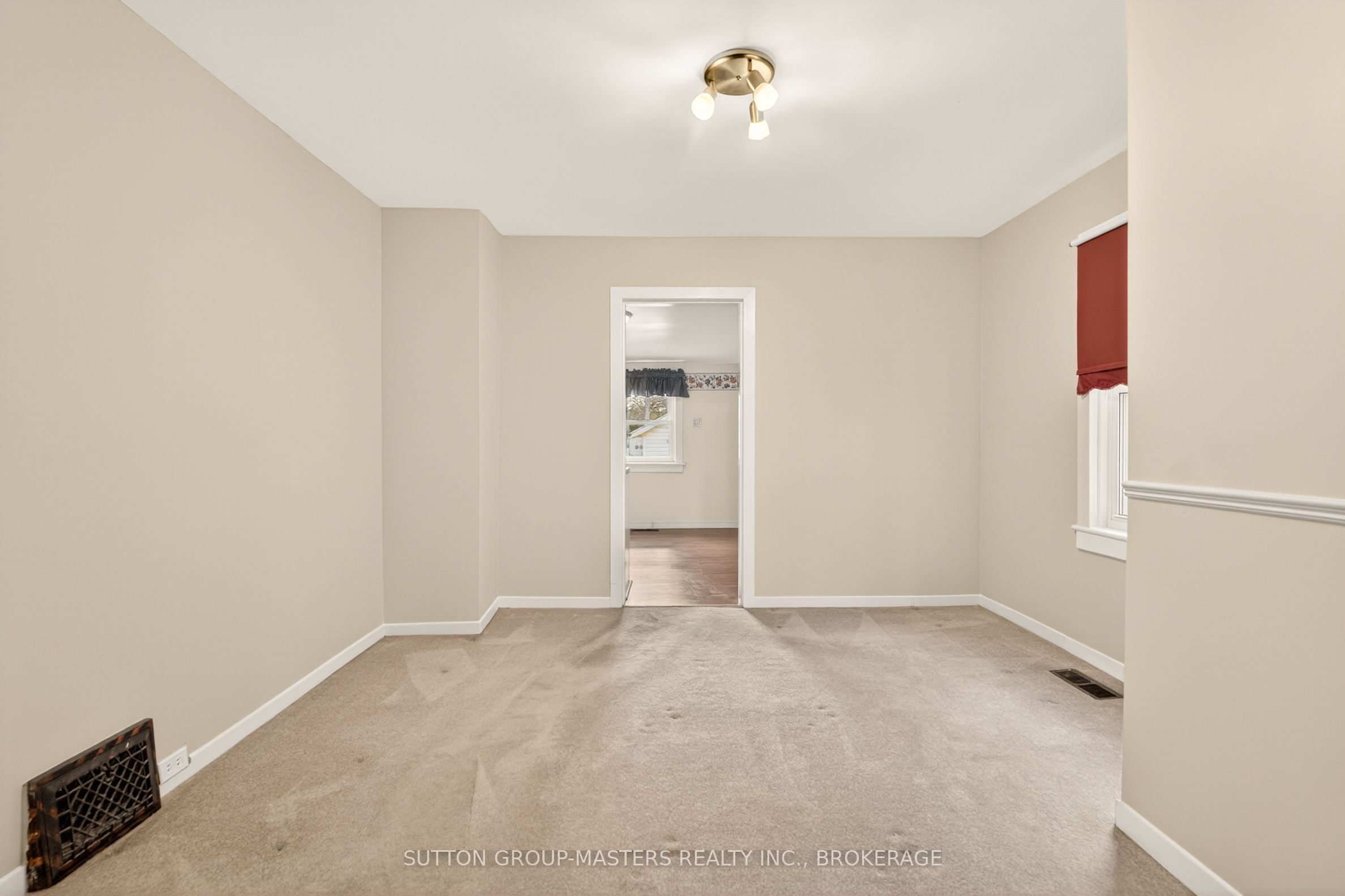 21 Connaught Street Property Photo 8