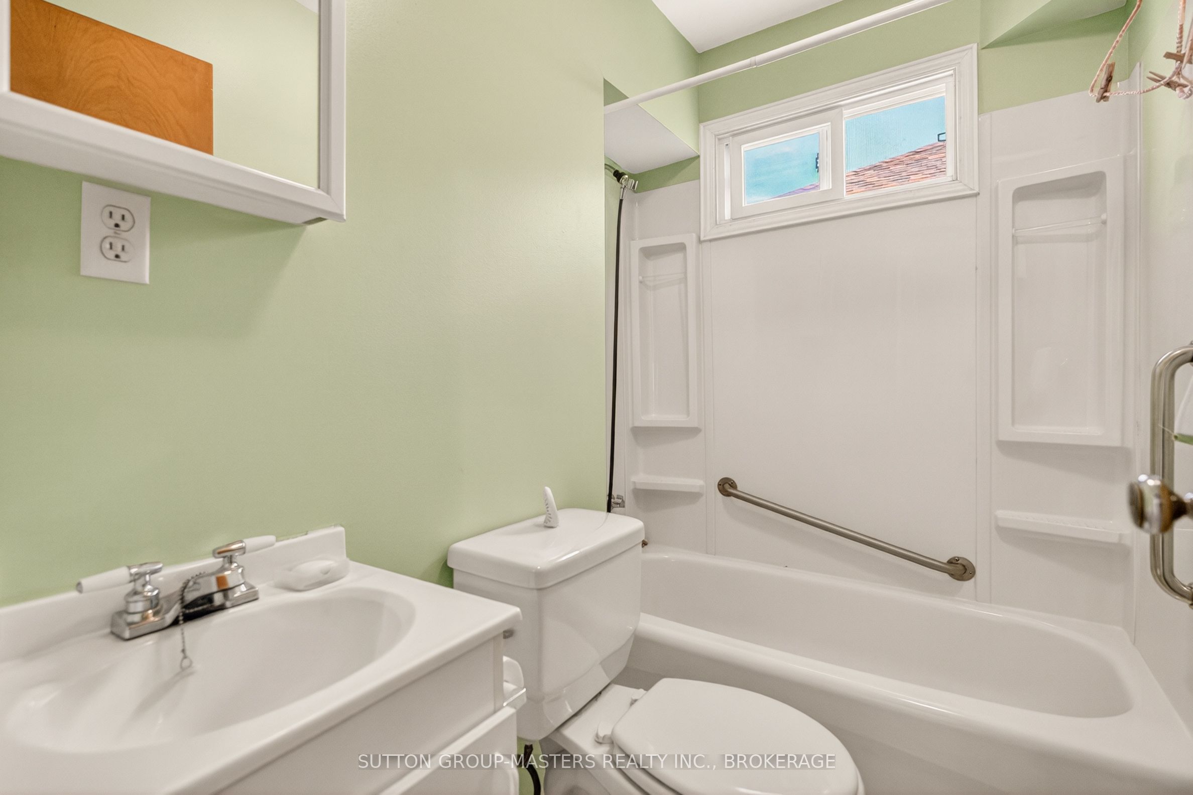 21 Connaught Street Property Photo 23