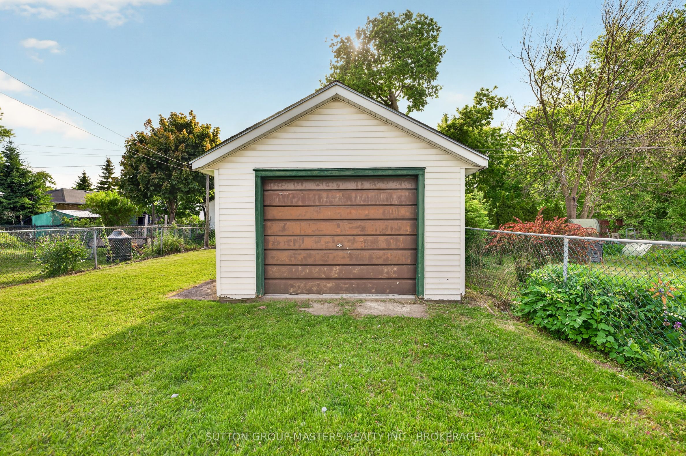 21 Connaught Street Property Photo 31