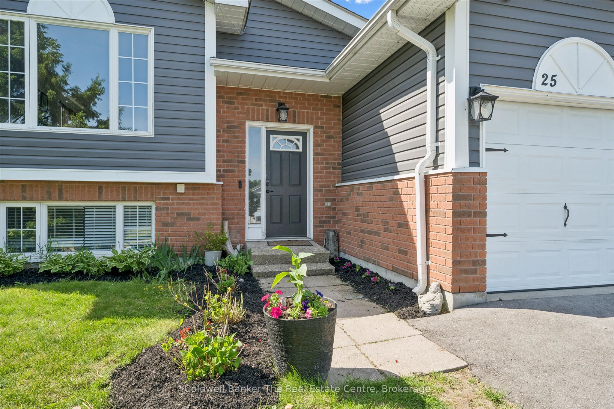 25 Lankin Avenue Property Photo 3