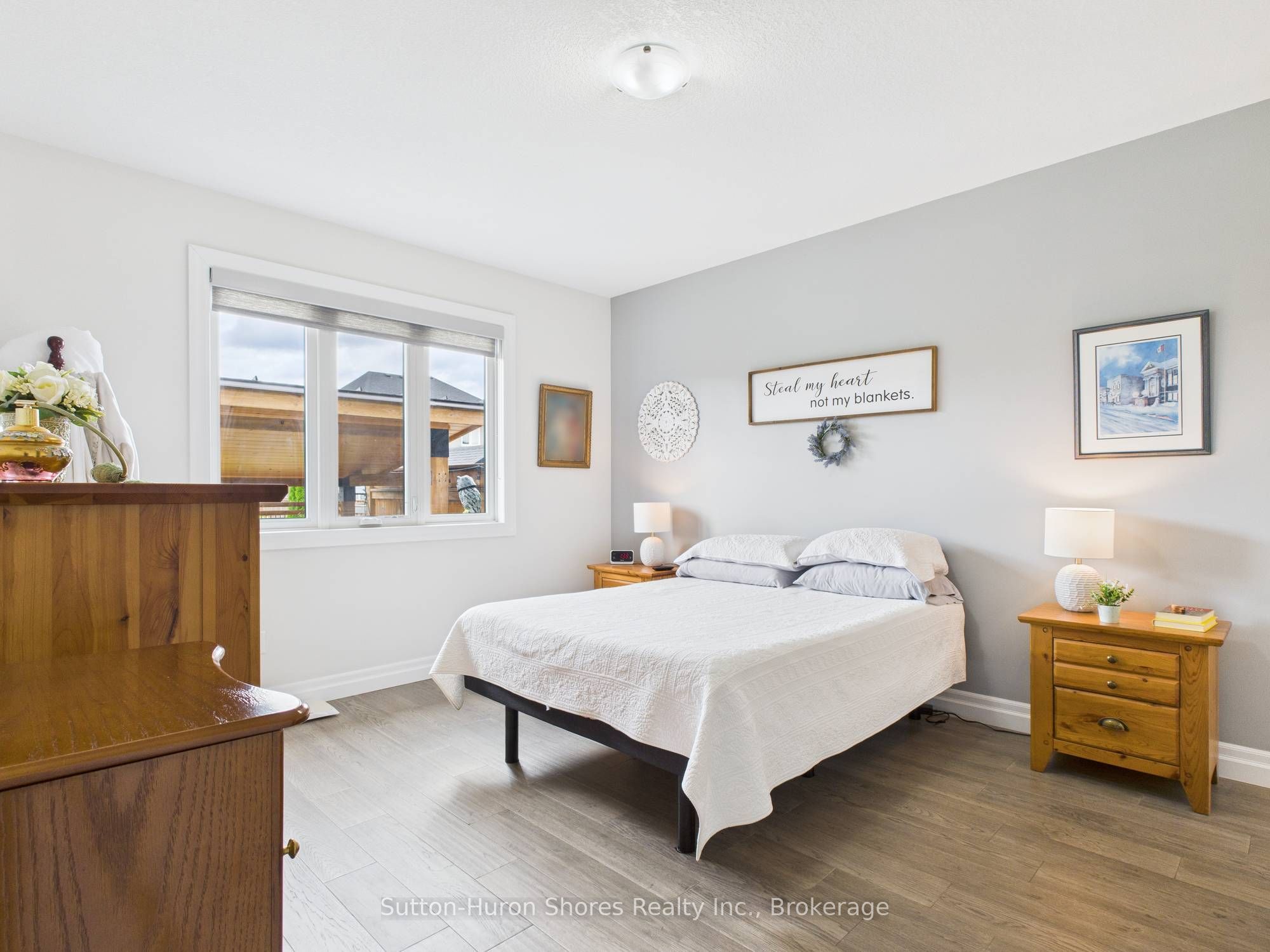 404 Devonshire Road Property Photo 22