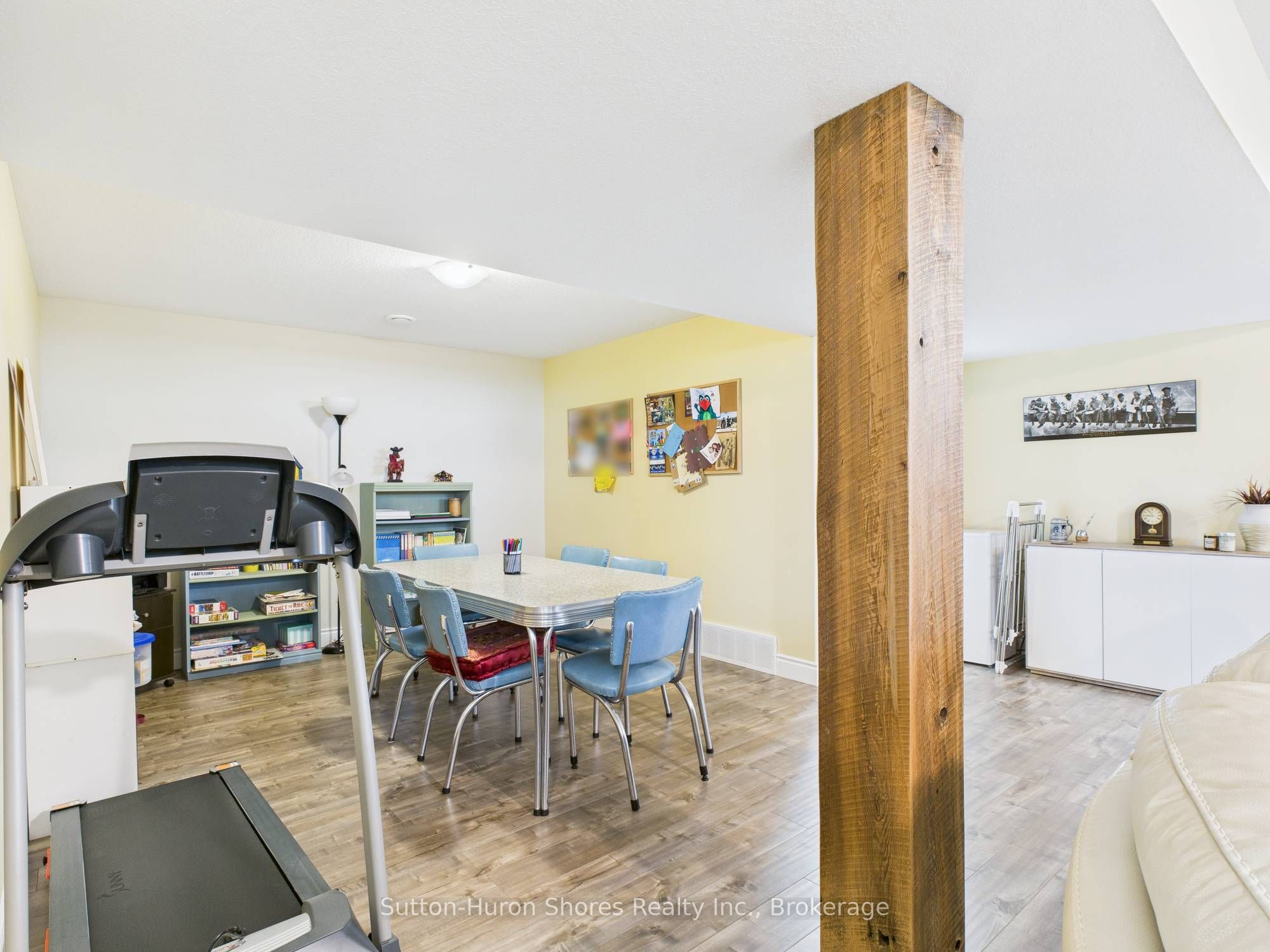 404 Devonshire Road Property Photo 30