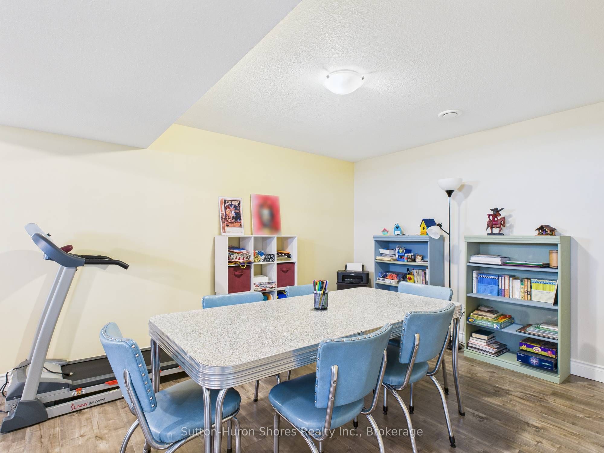 404 Devonshire Road Property Photo 35