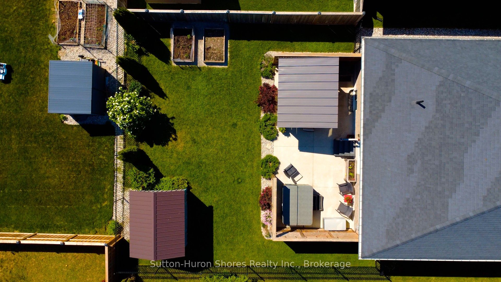 404 Devonshire Road Property Photo 42