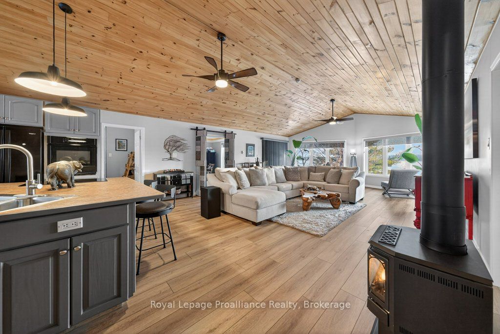 5317 Ardoch Road Property Photo 11