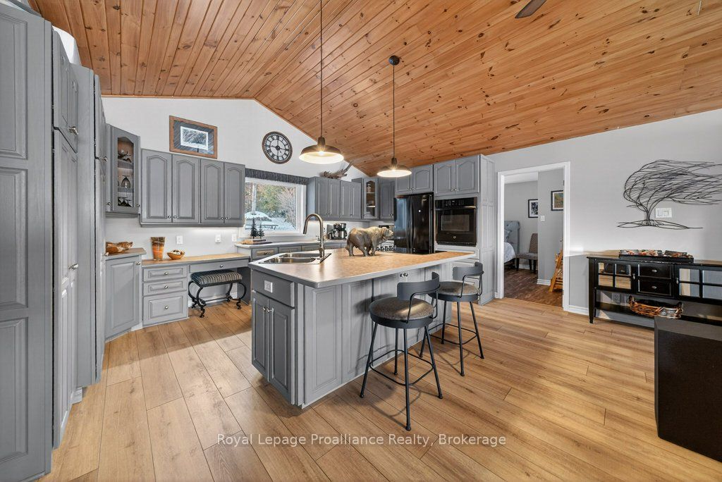 5317 Ardoch Road Property Photo 12