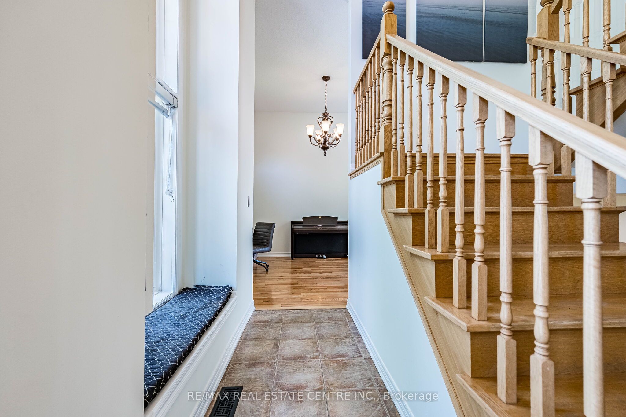 137 Cloverleaf Drive Ancaster Property Photo 25