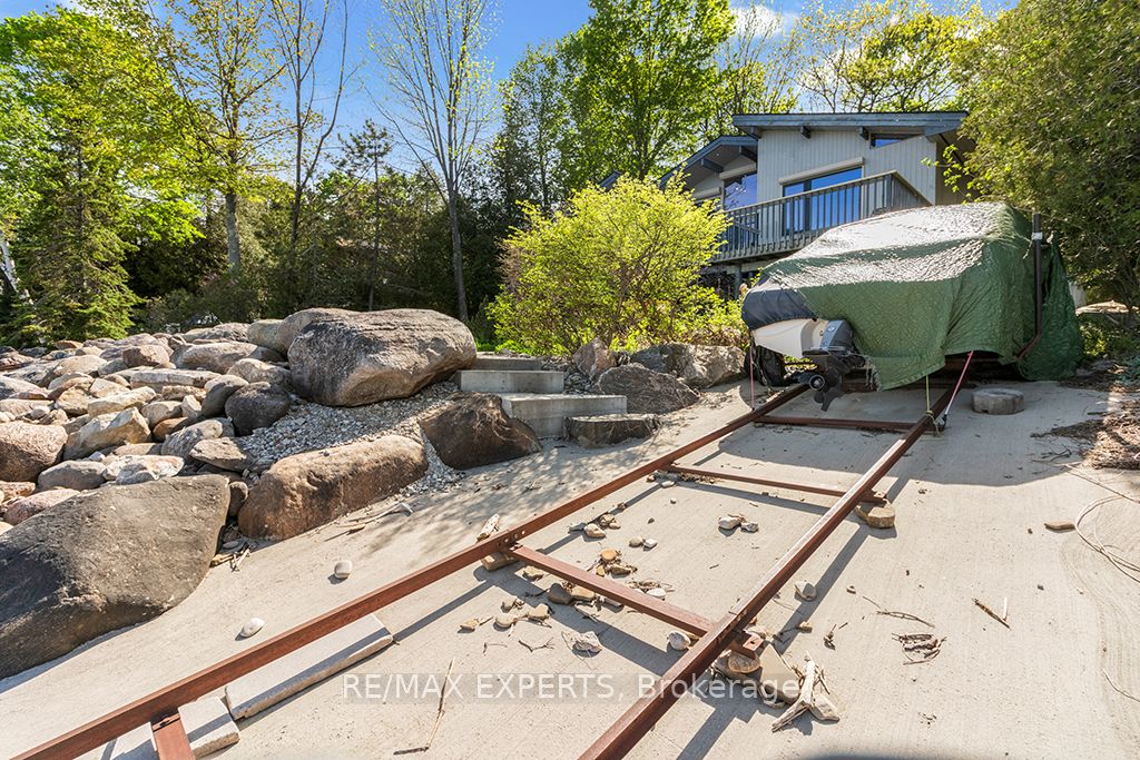 341 Cedar Avenue Property Photo 44