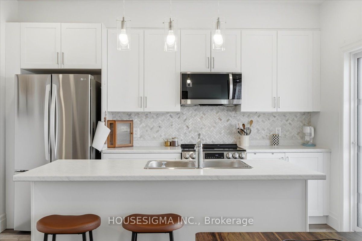 54 Campbell Crescent Property Photo 10