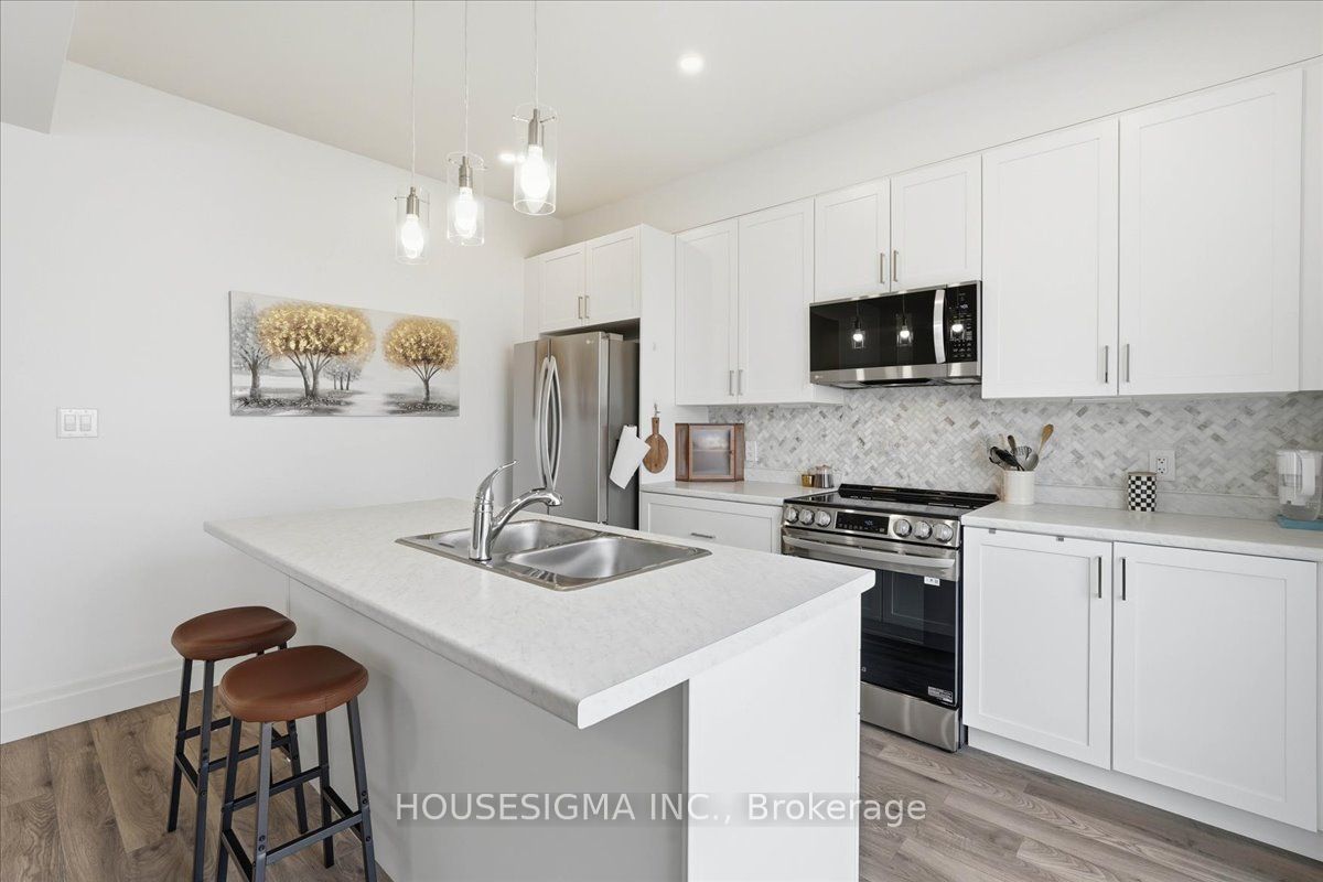 54 Campbell Crescent Property Photo 12
