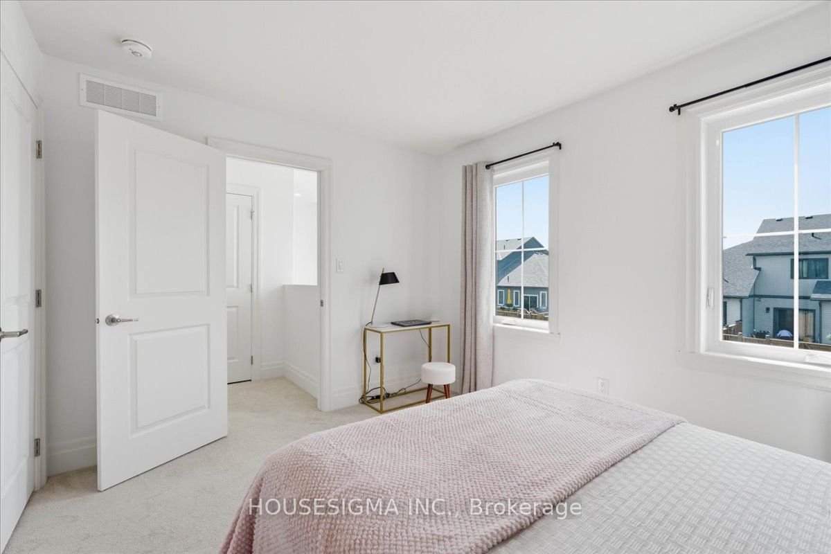 54 Campbell Crescent Property Photo 21