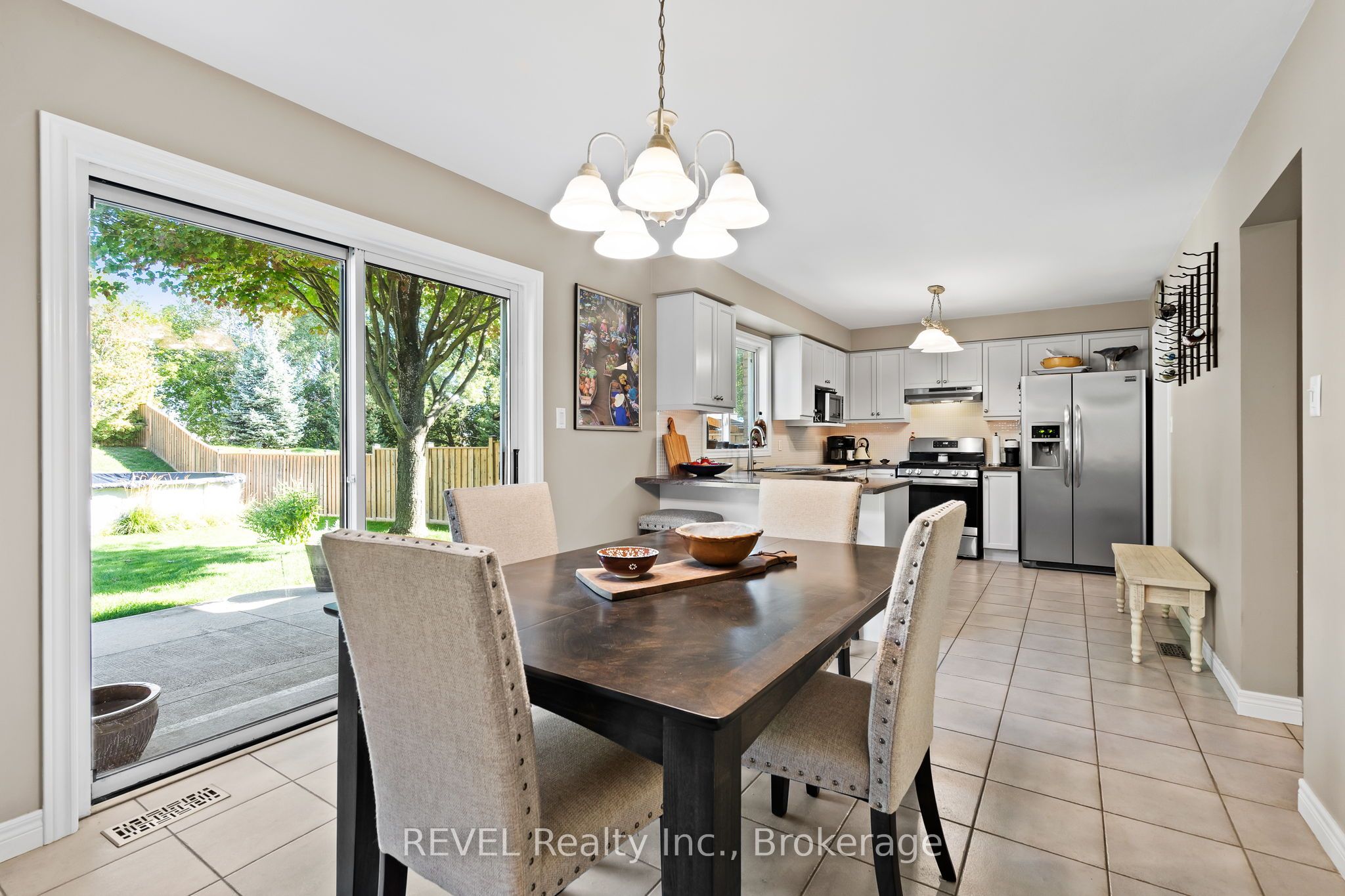 98 Debora Drive Property Photo 22