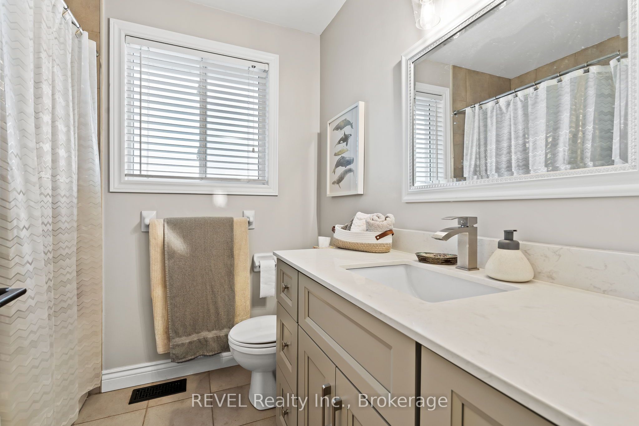 98 Debora Drive Property Photo 34