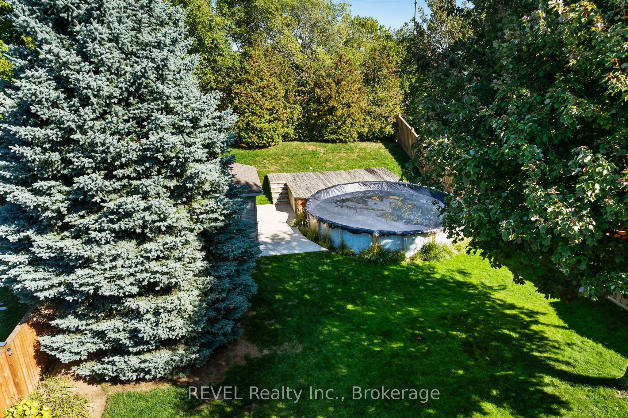 98 Debora Drive Property Photo 44