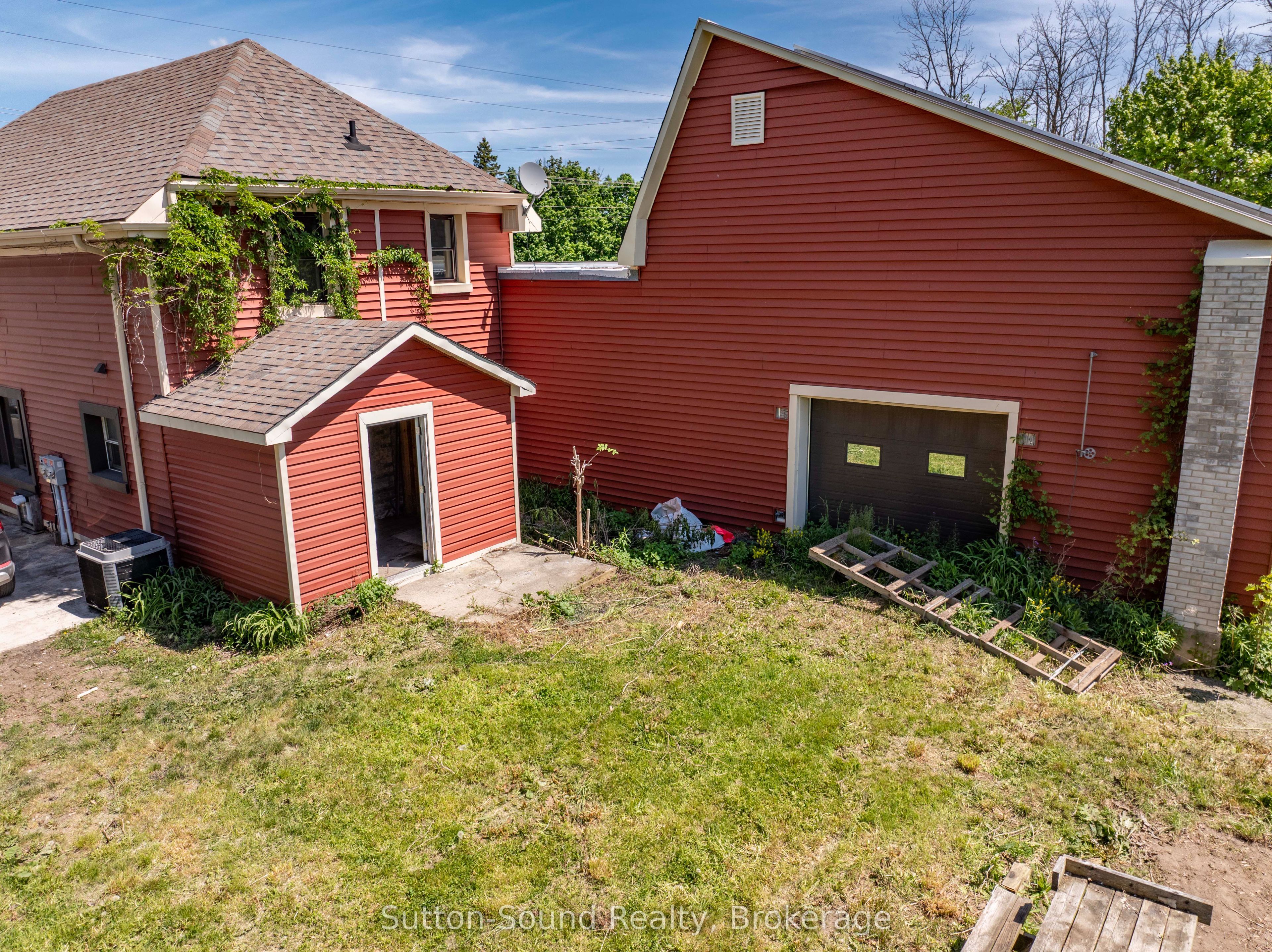 7182 Highway 21 Property Photo 4