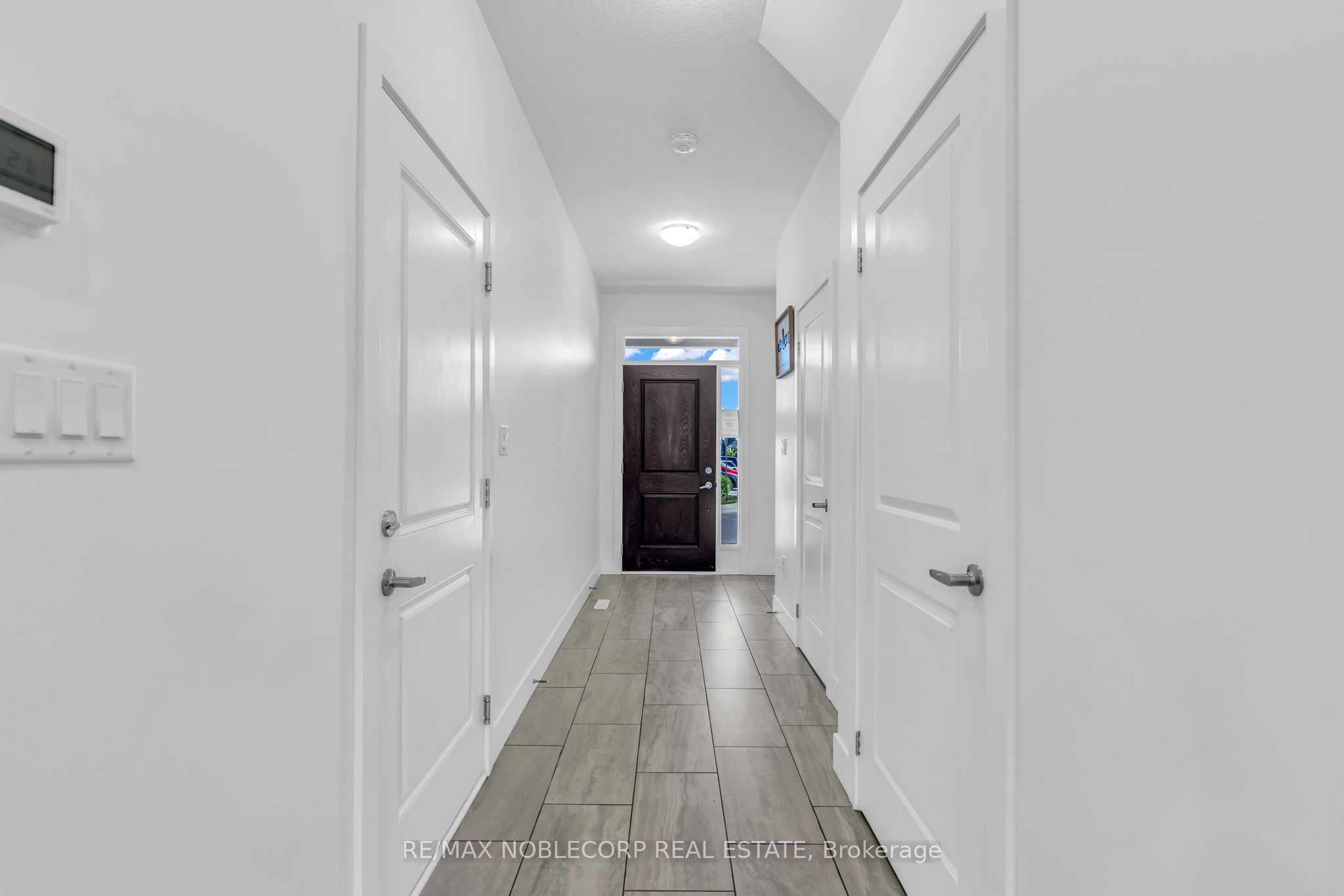 745 Chelton Road 15 Property Photo 6