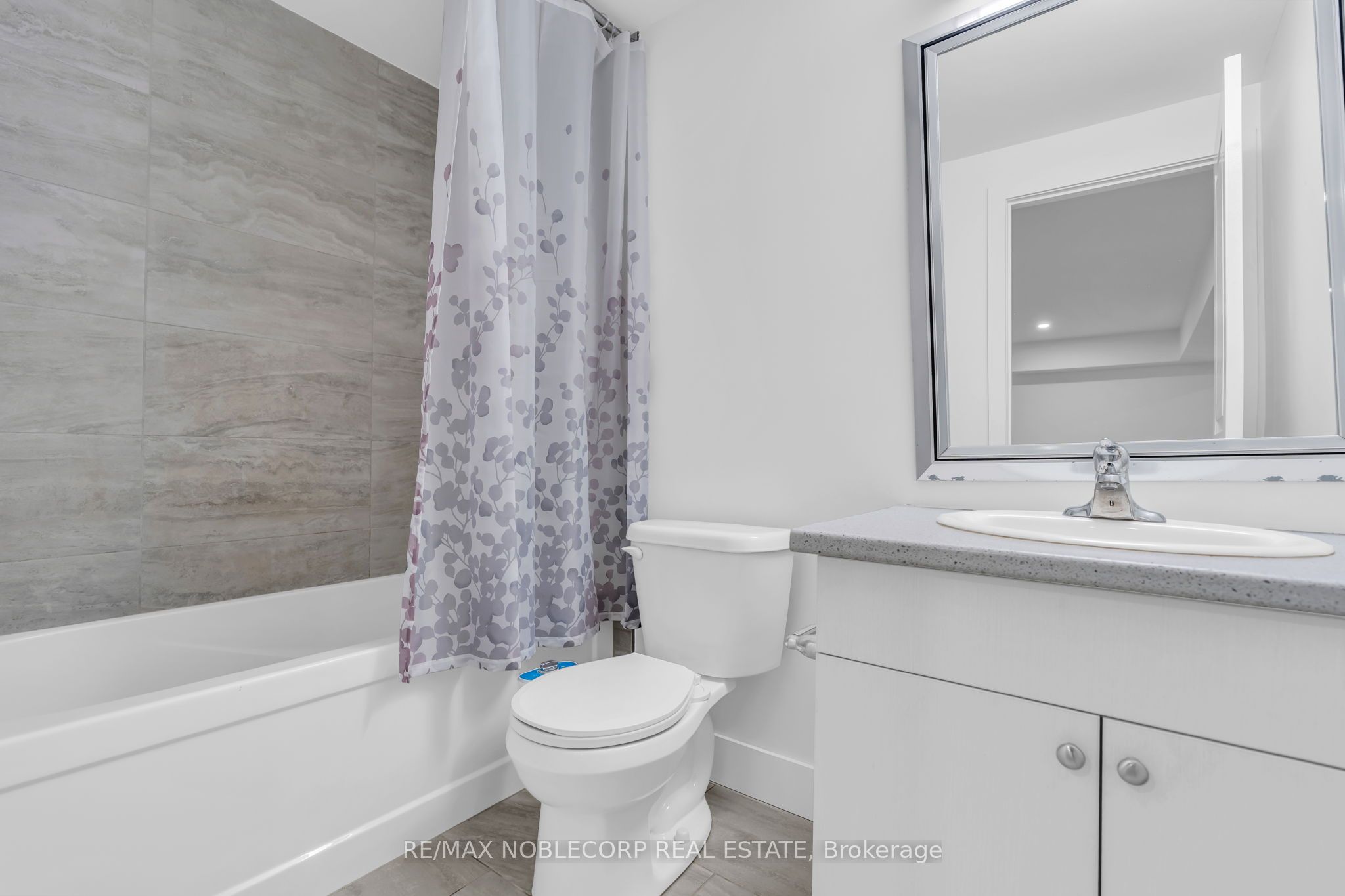 745 Chelton Road 15 Property Photo 44