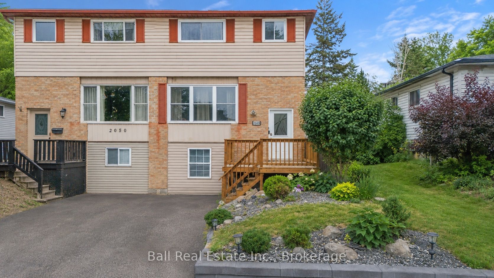 2048 Walker Avenue Property Photo 1