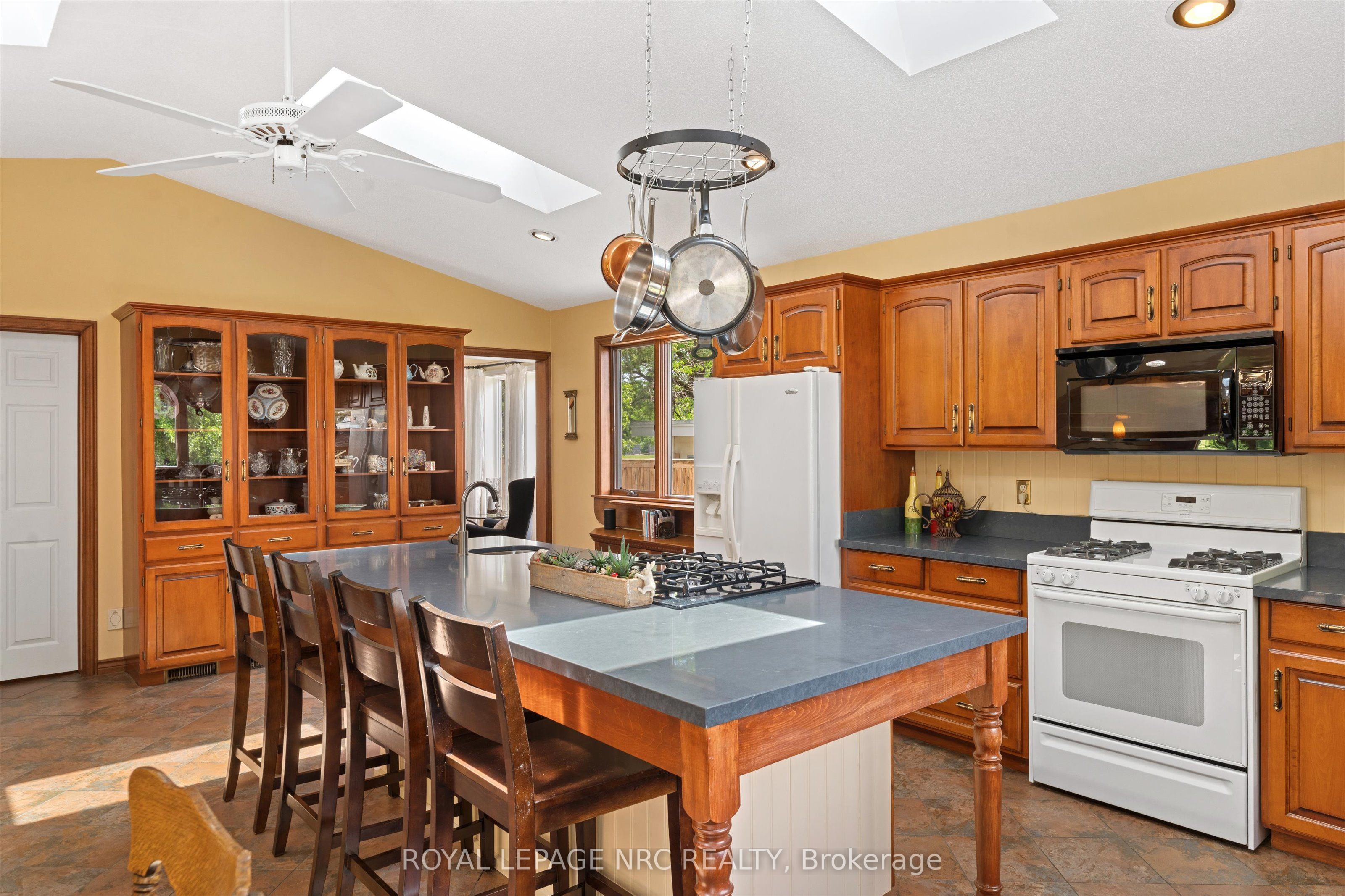 1287 Third St Louth Property Photo 13