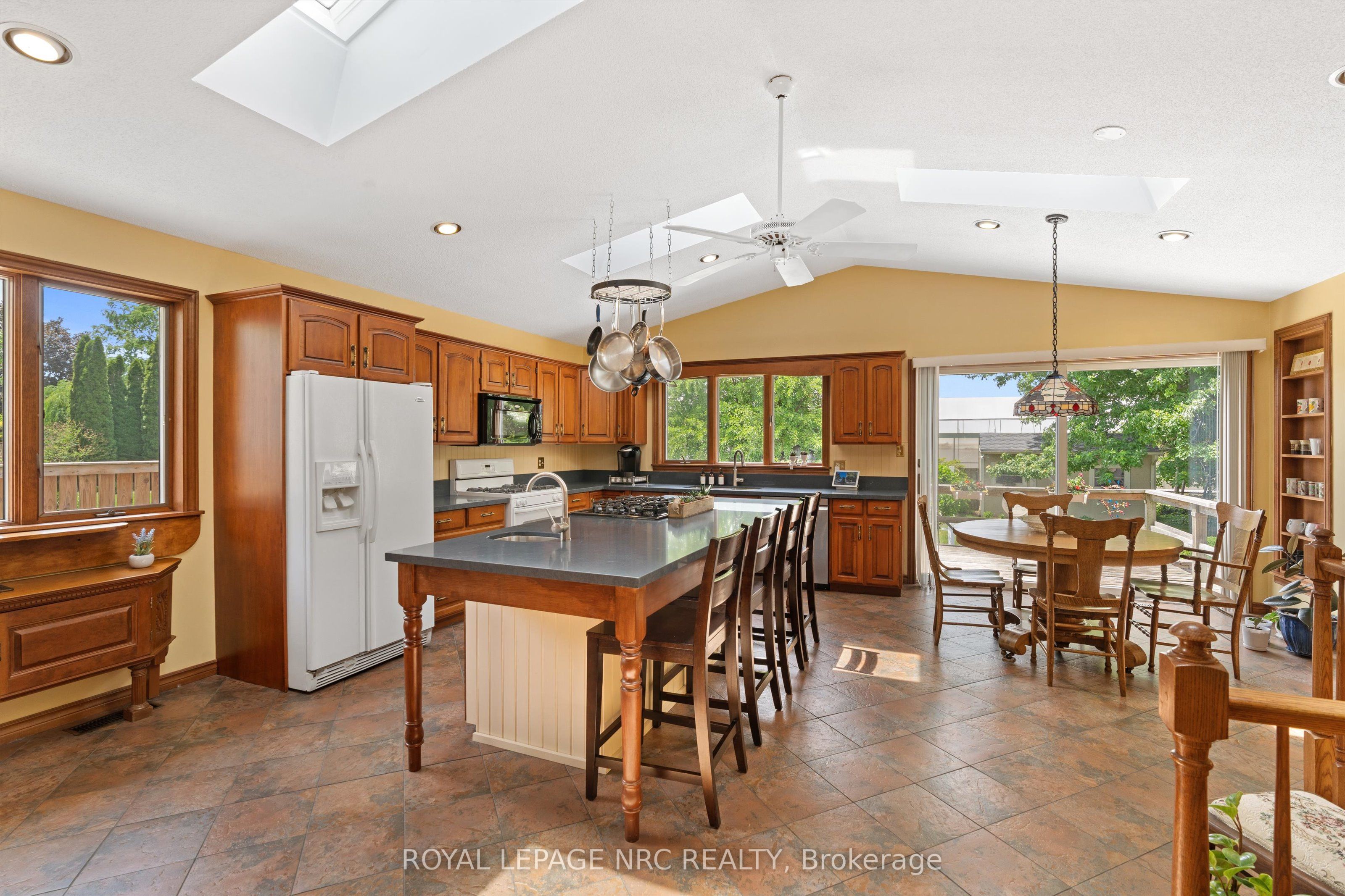 1287 Third St Louth Property Photo 14