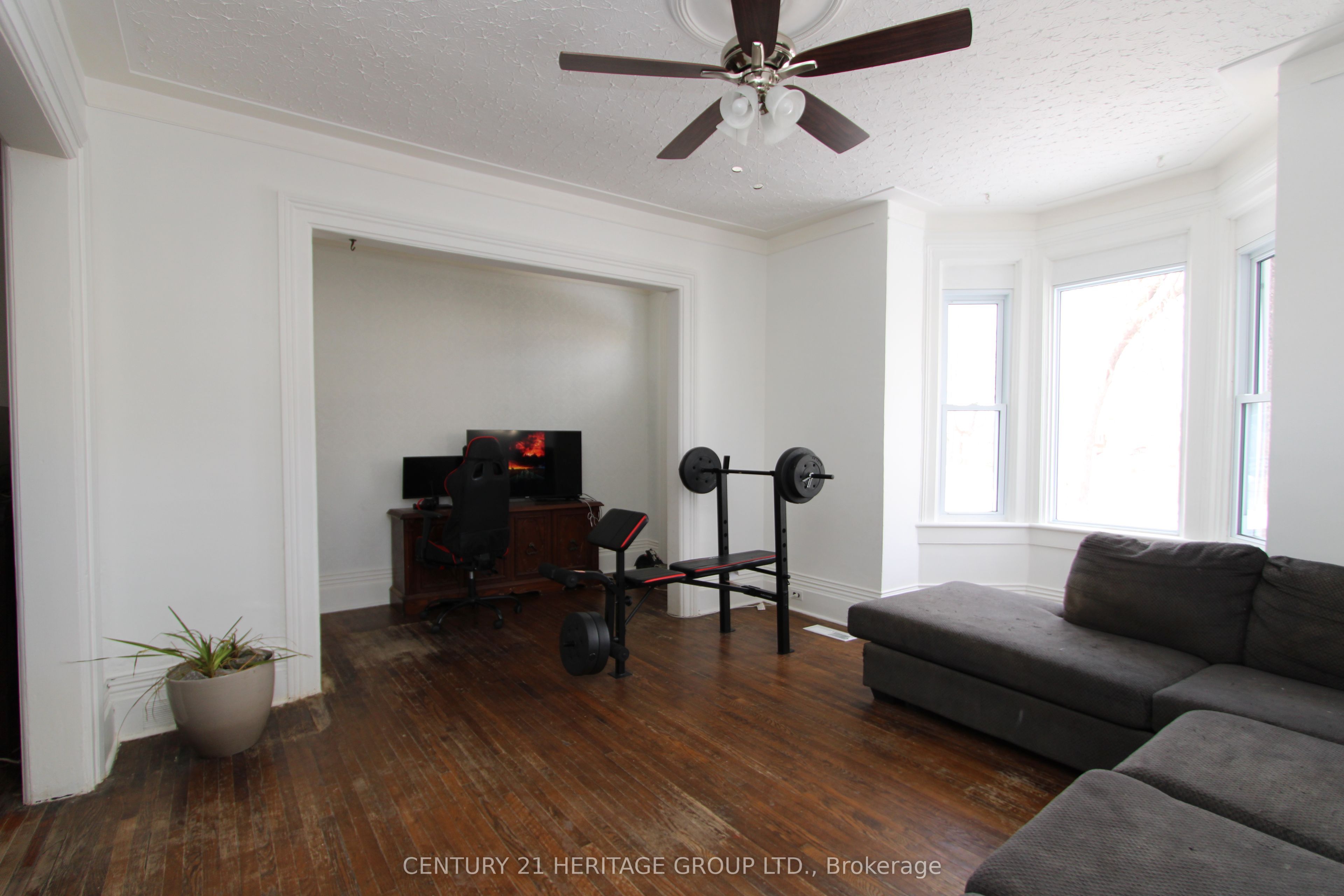 97 Park Avenue Property Photo 6