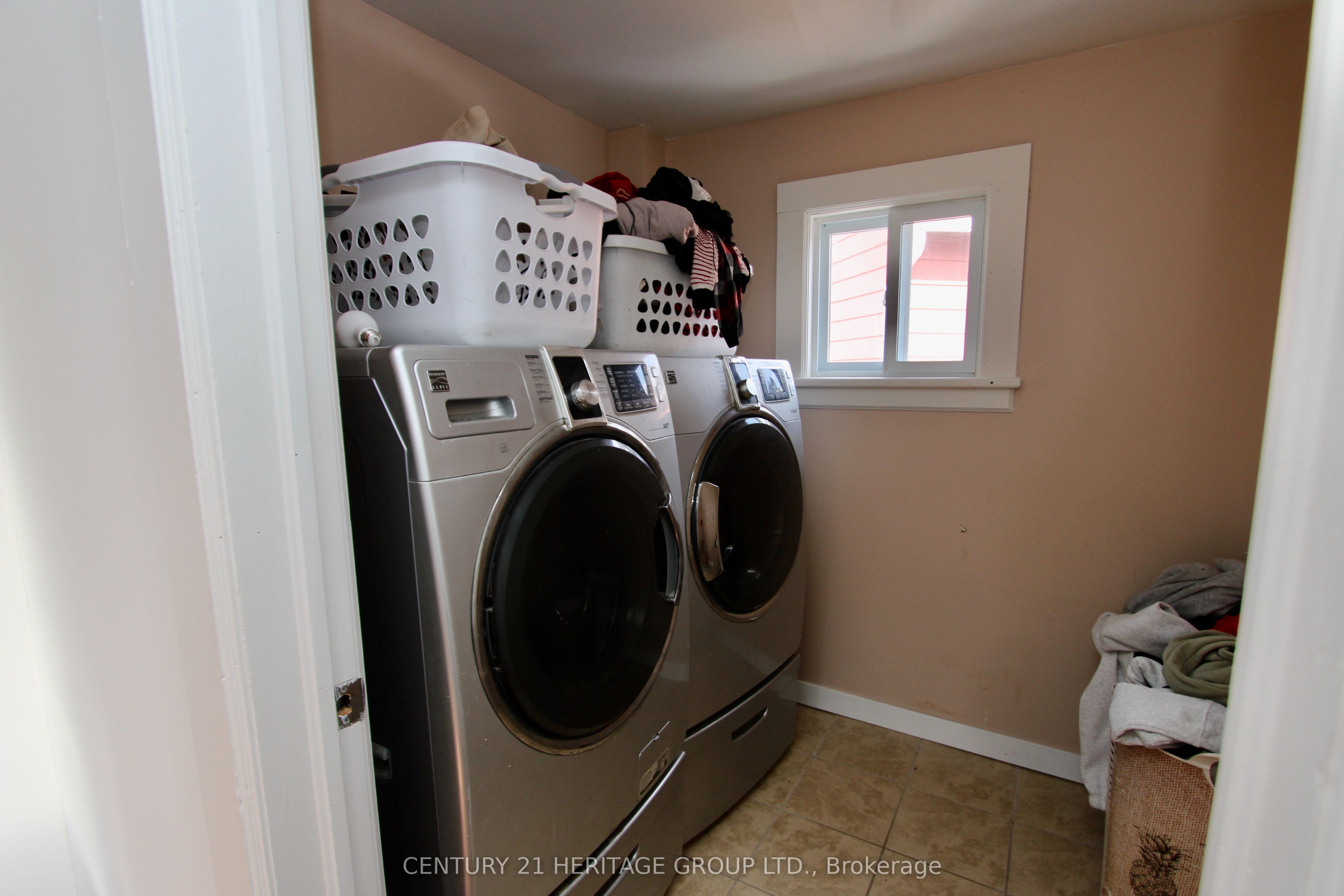 97 Park Avenue Property Photo 26