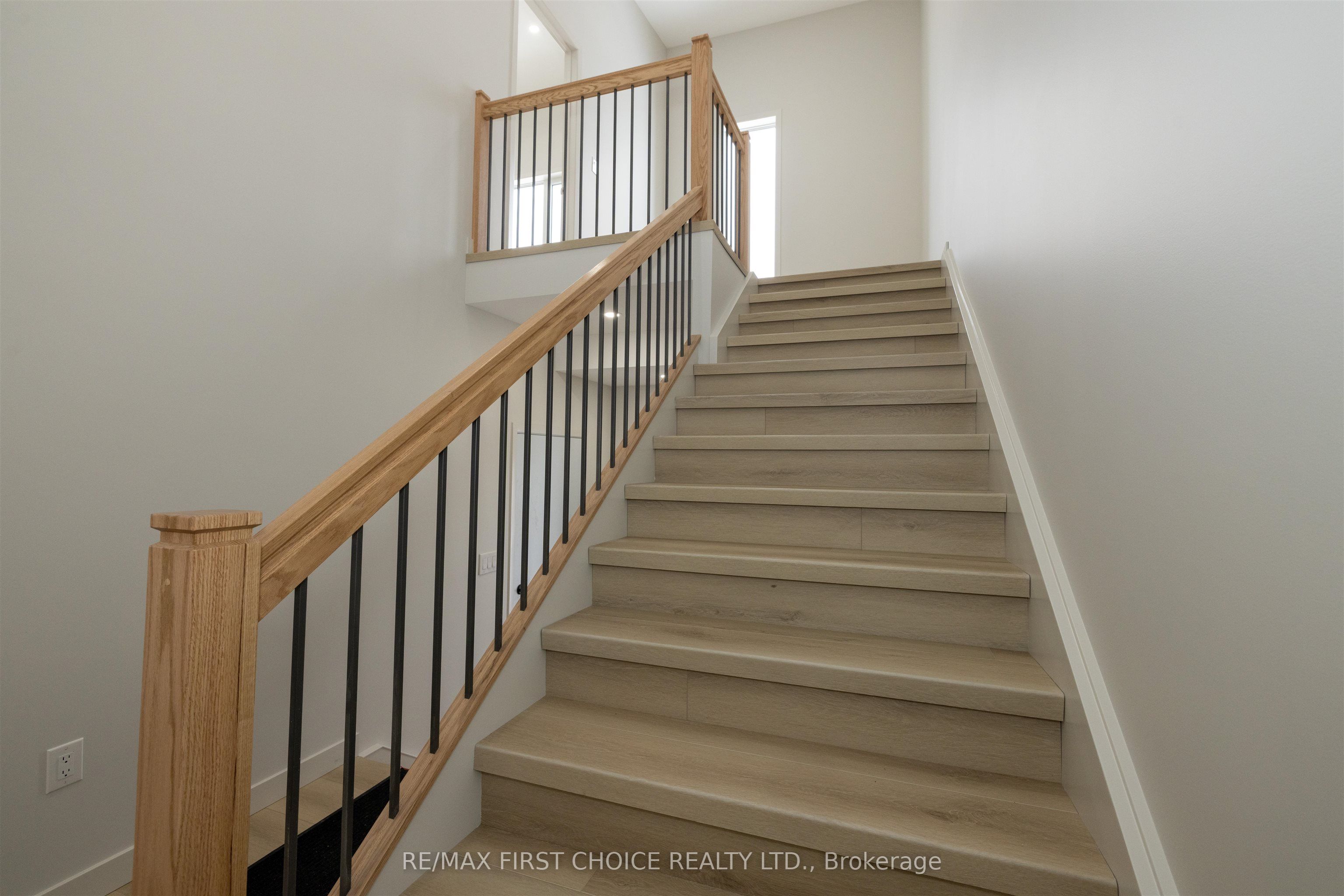 832 Weiler Boulevard Property Photo 17
