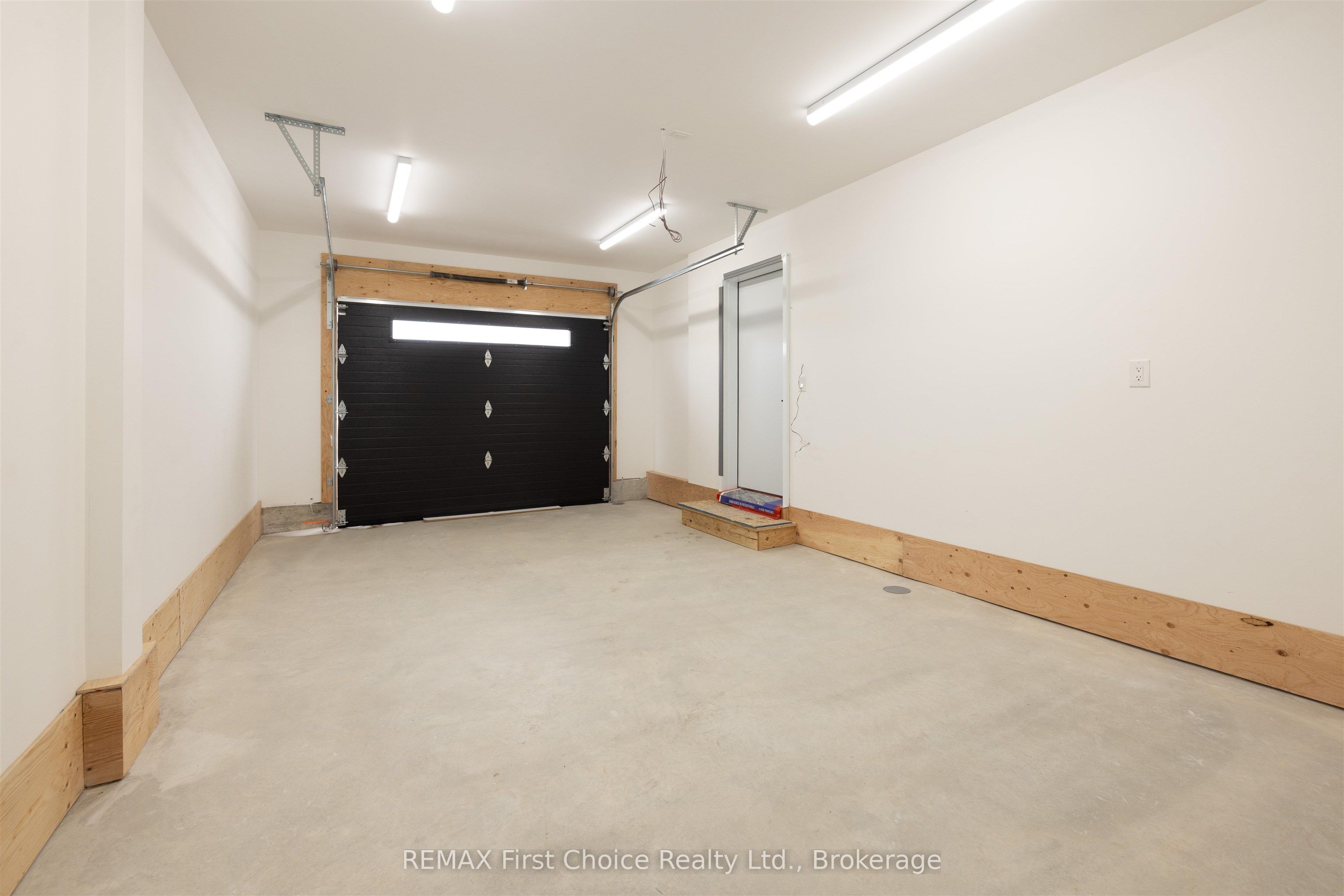 832 Weiler Boulevard Property Photo 27