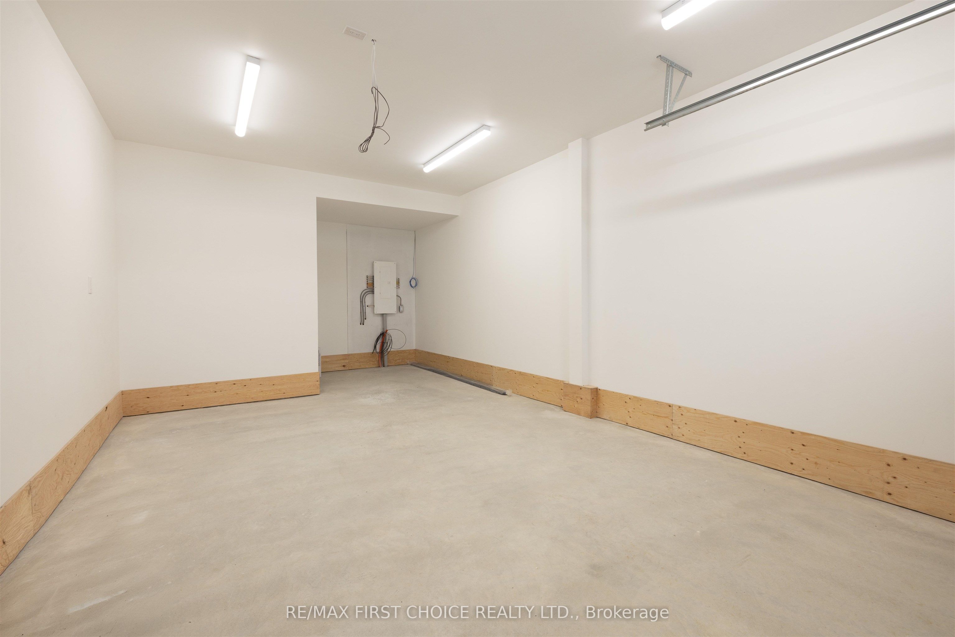 832 Weiler Boulevard Property Photo 29