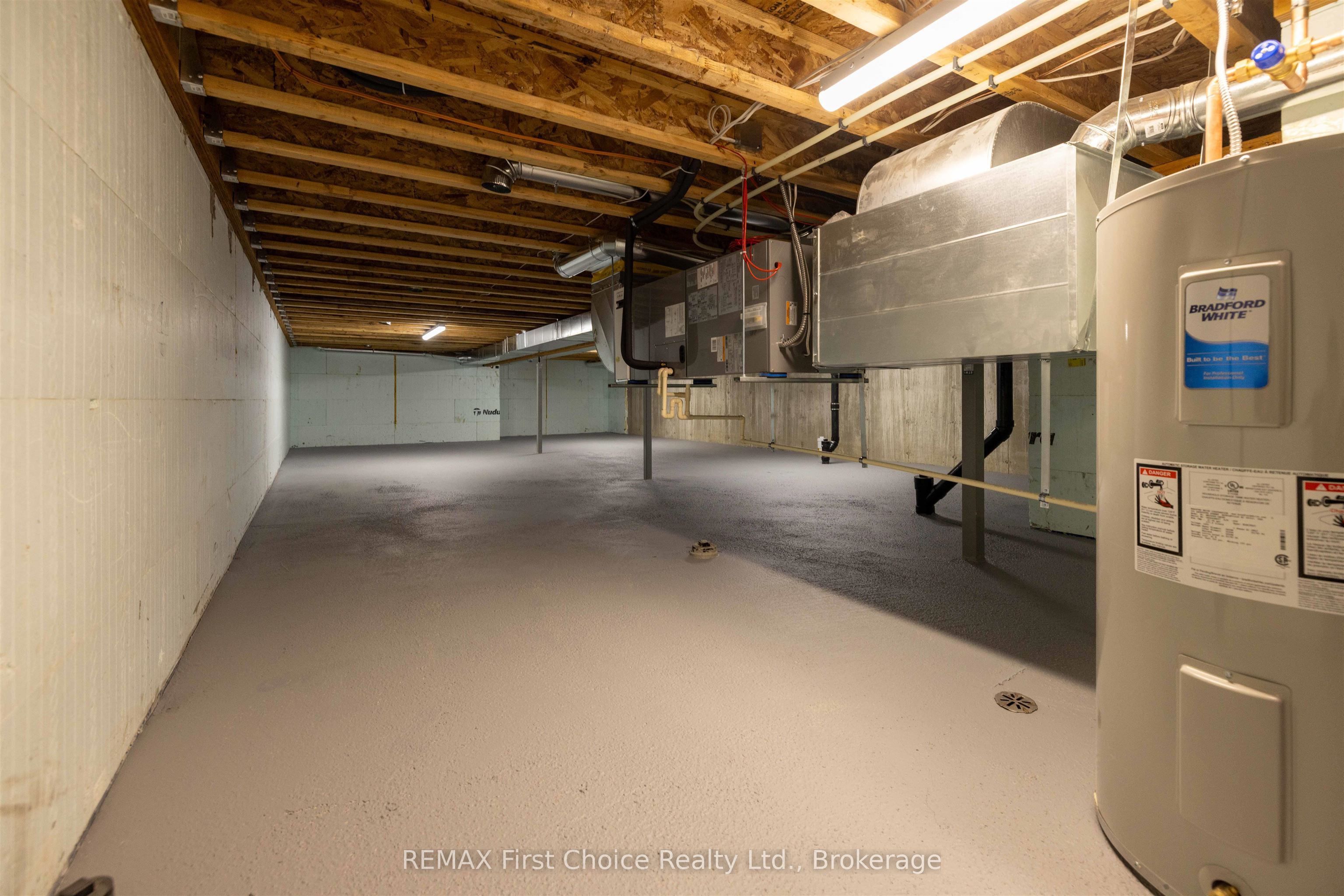 832 Weiler Boulevard Property Photo 31