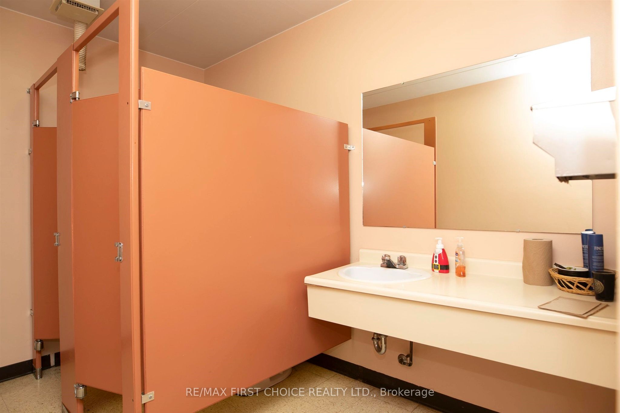 240 Alton Road Property Photo 43