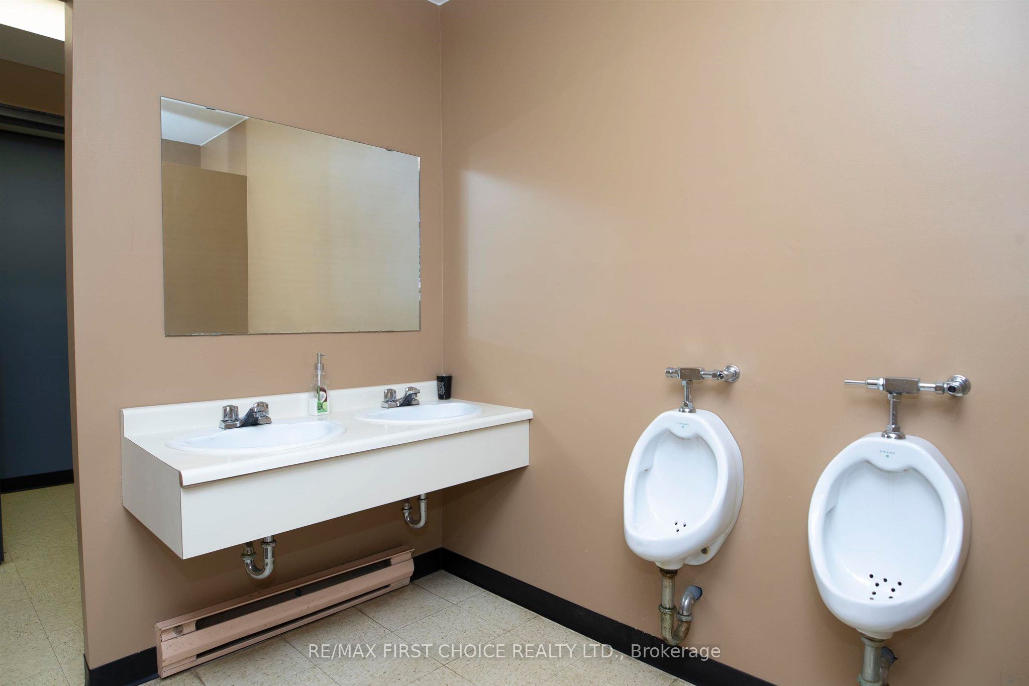 240 Alton Road Property Photo 44