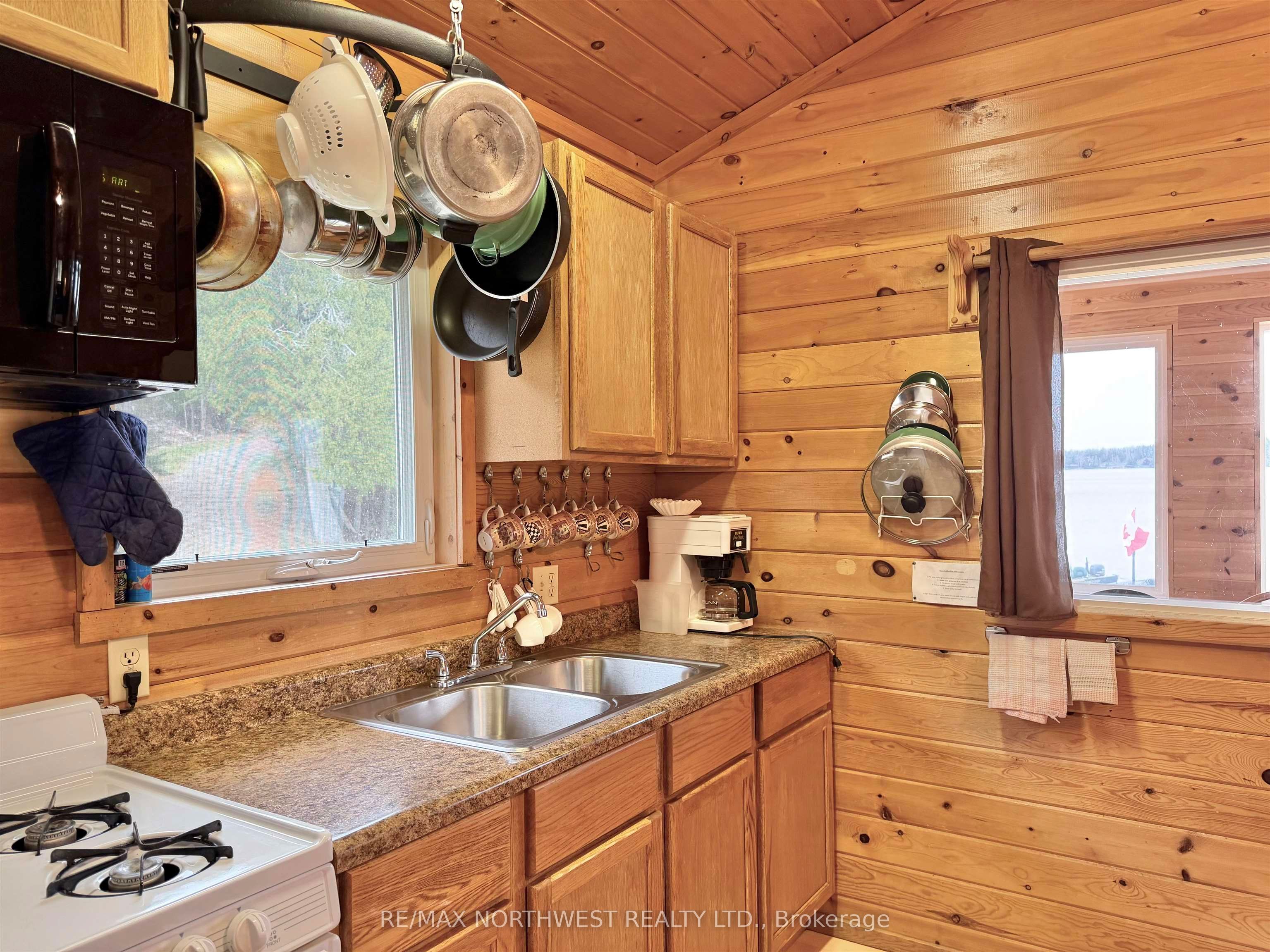 D550 Dam Road Property Photo 37