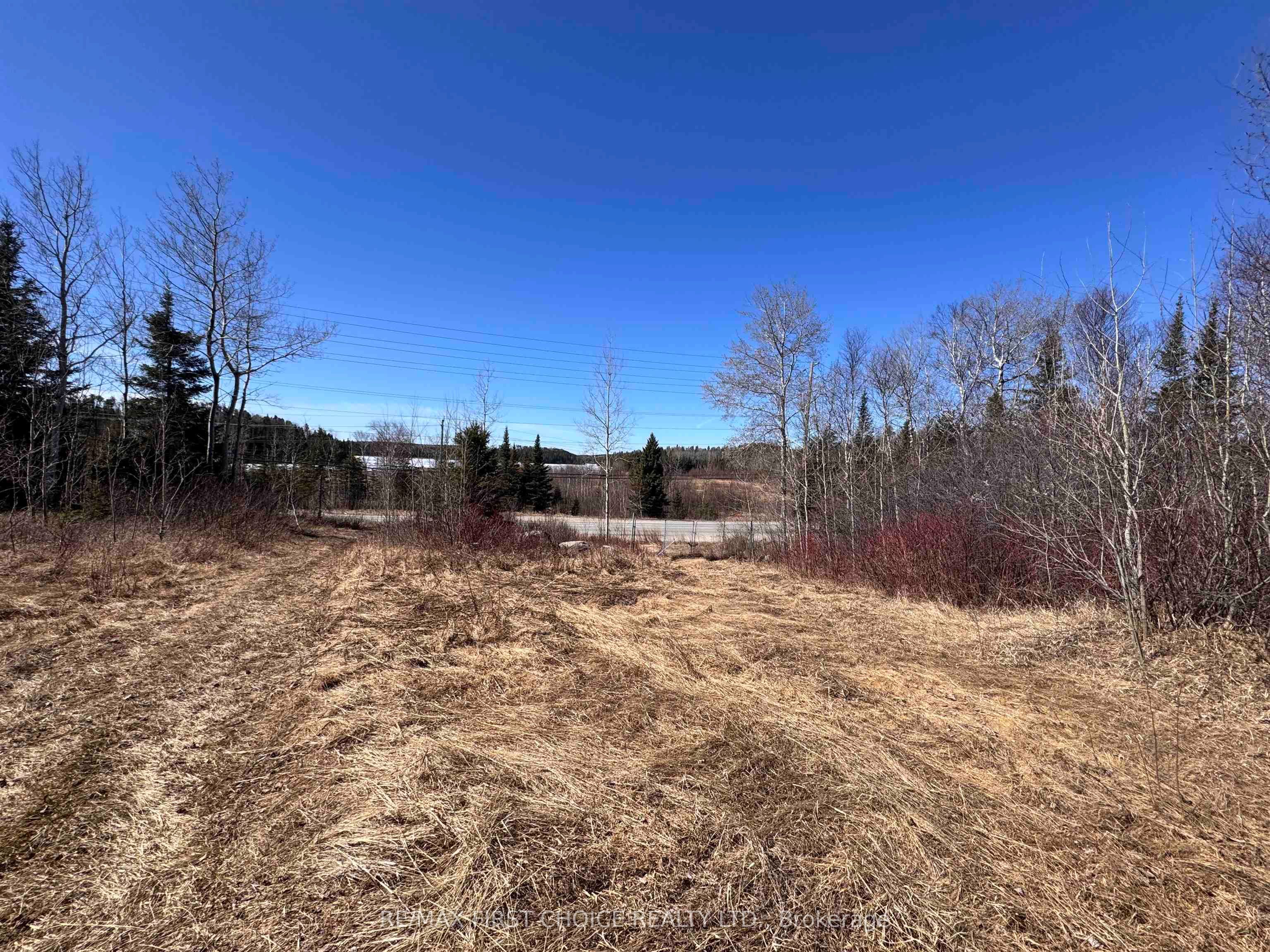 66 Hwy 105 Property Photo 1