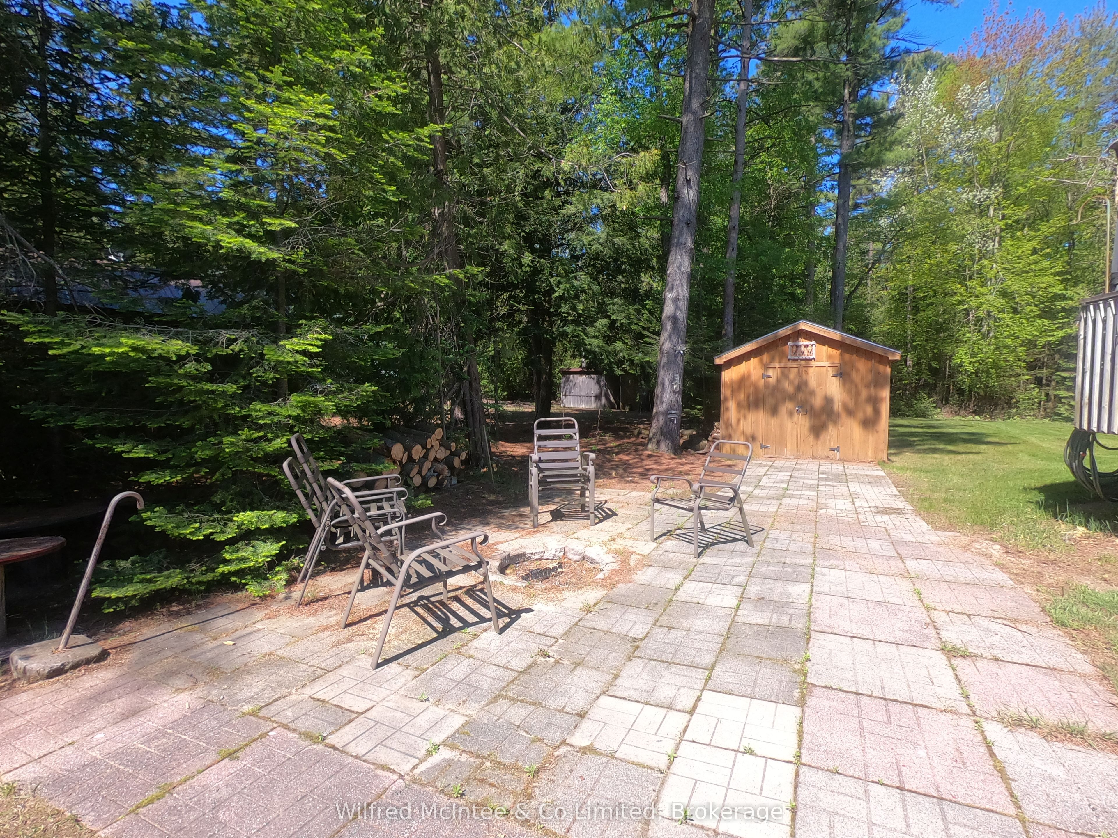 220 Ogimah Road Property Photo 9