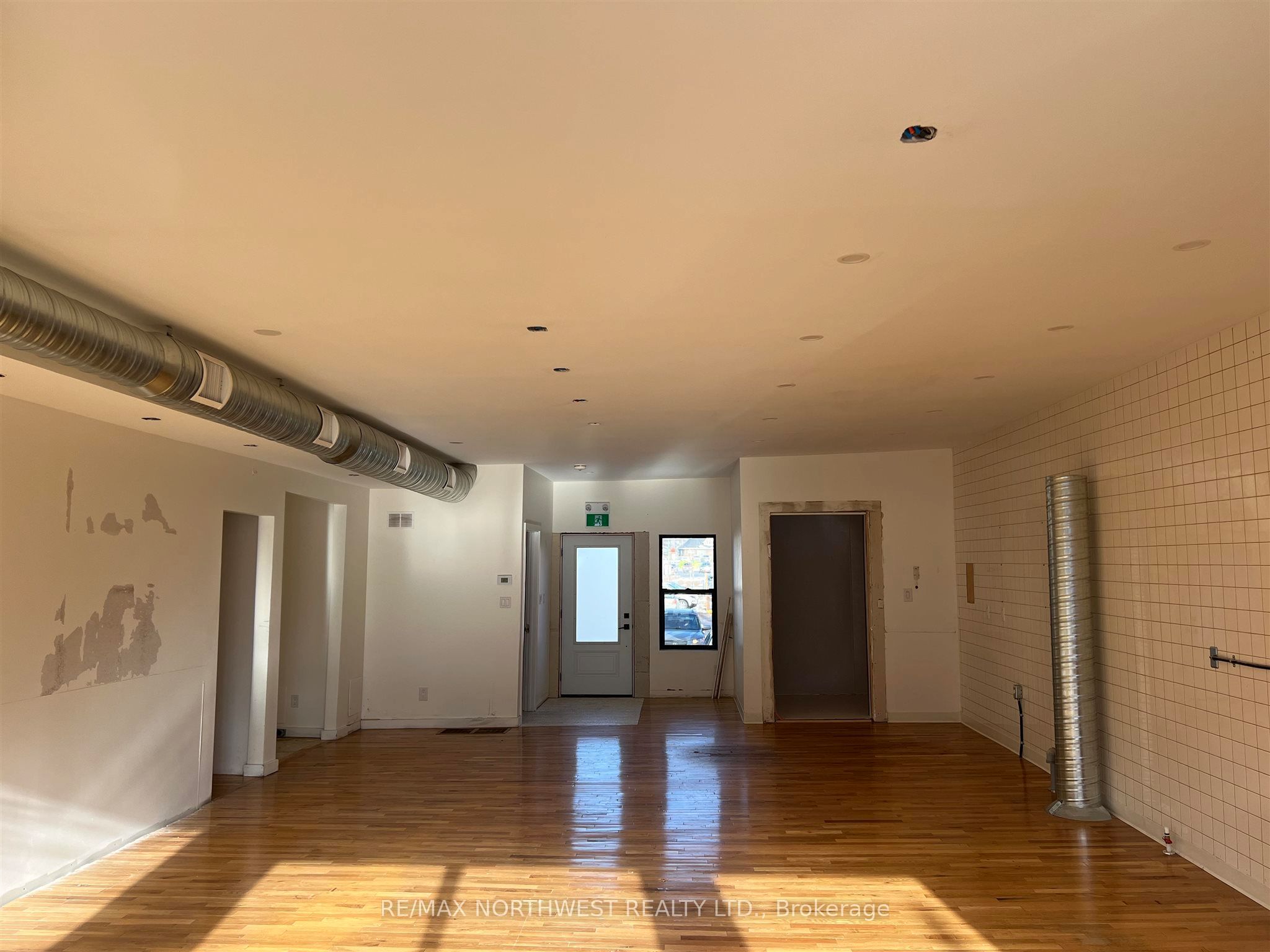 336 Second Street Property Photo 4