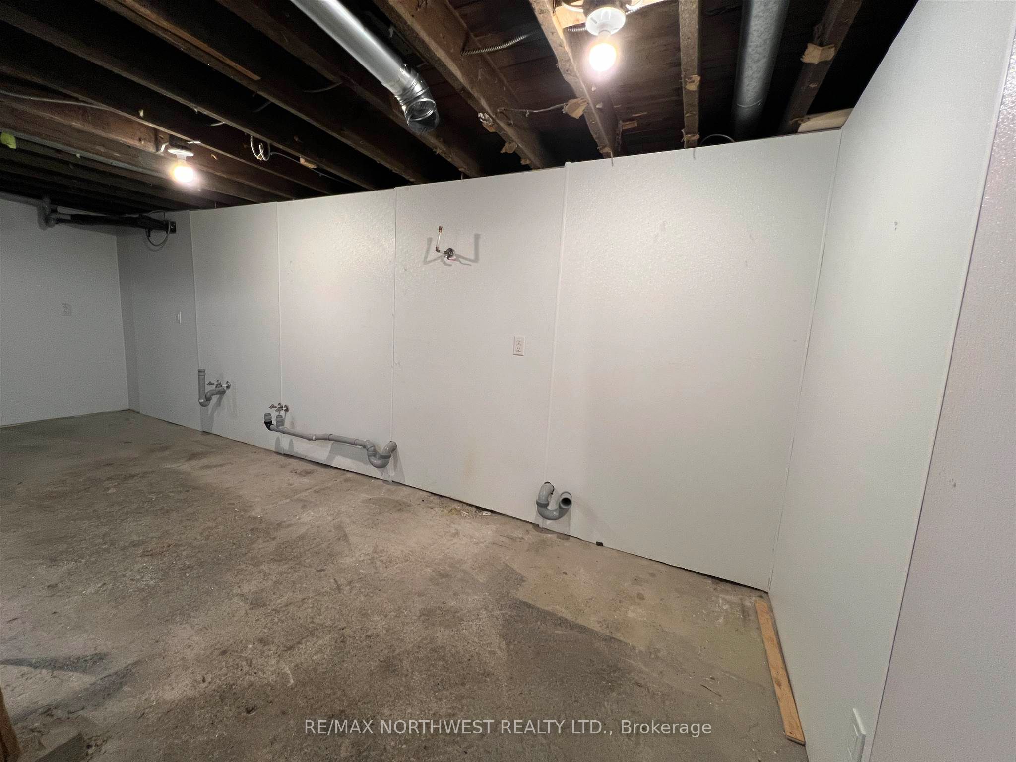 336 Second Street Property Photo 9