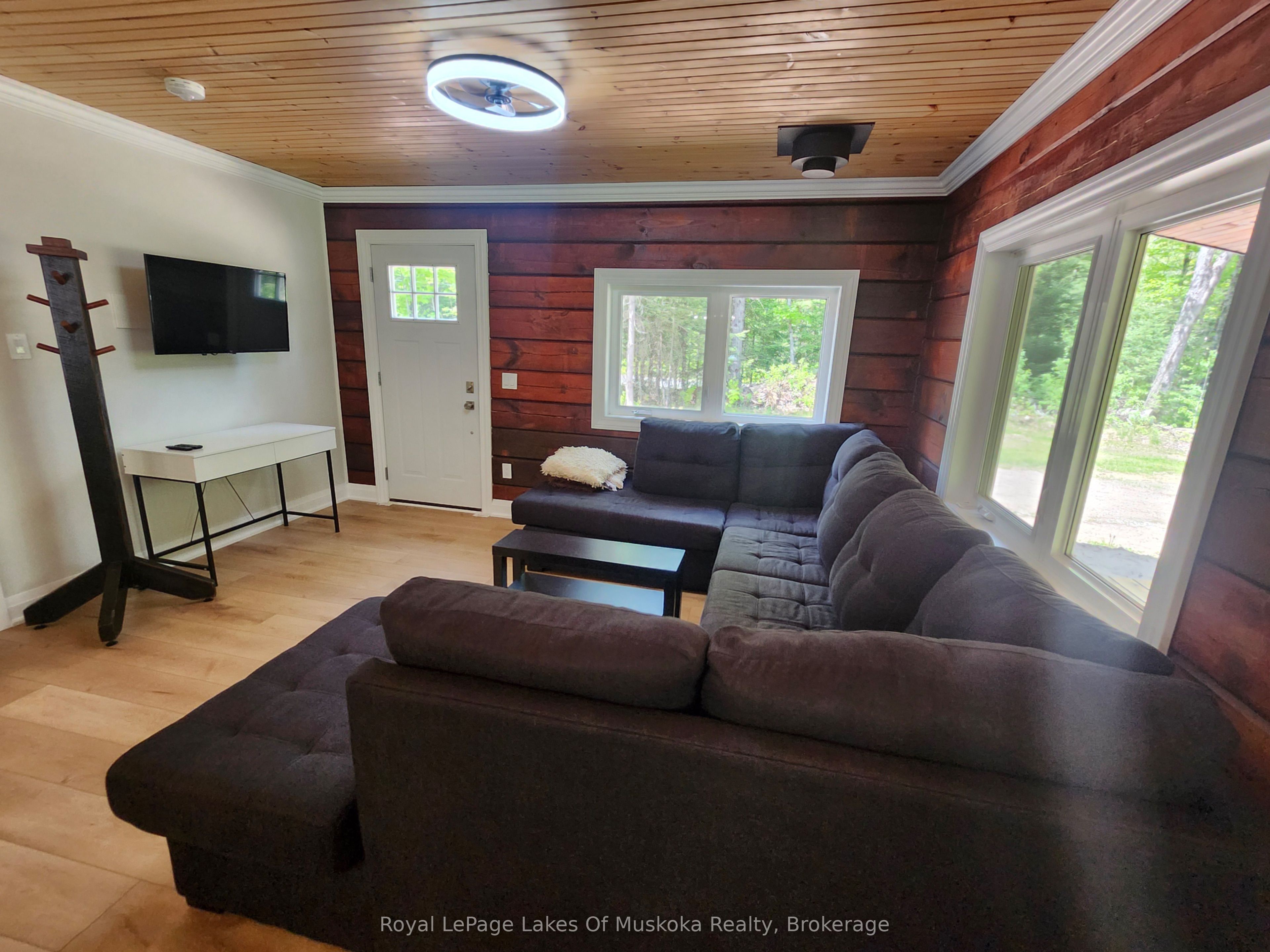 3997 Chetwynd Road Property Photo 4