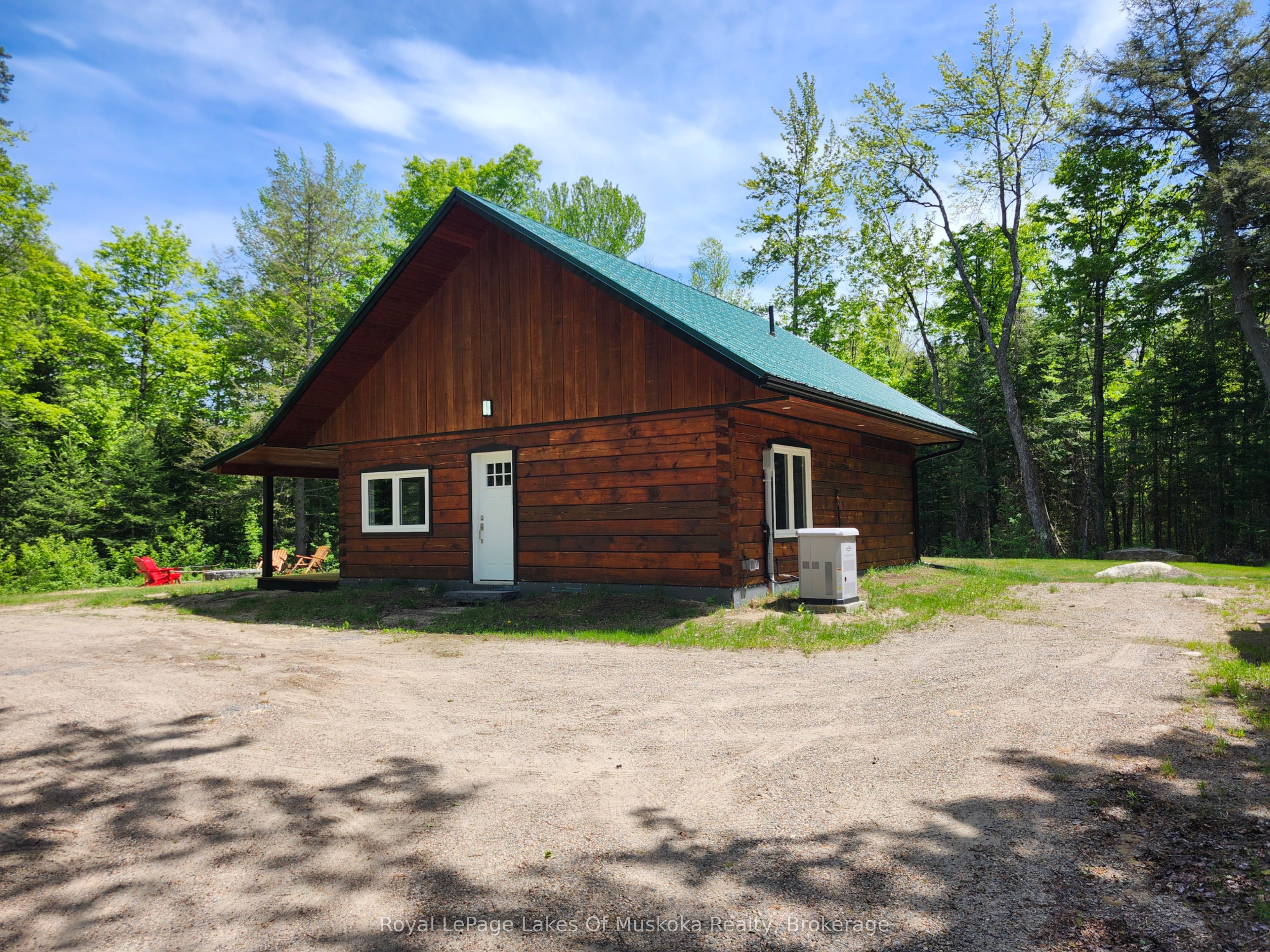 3997 Chetwynd Road Property Photo 8