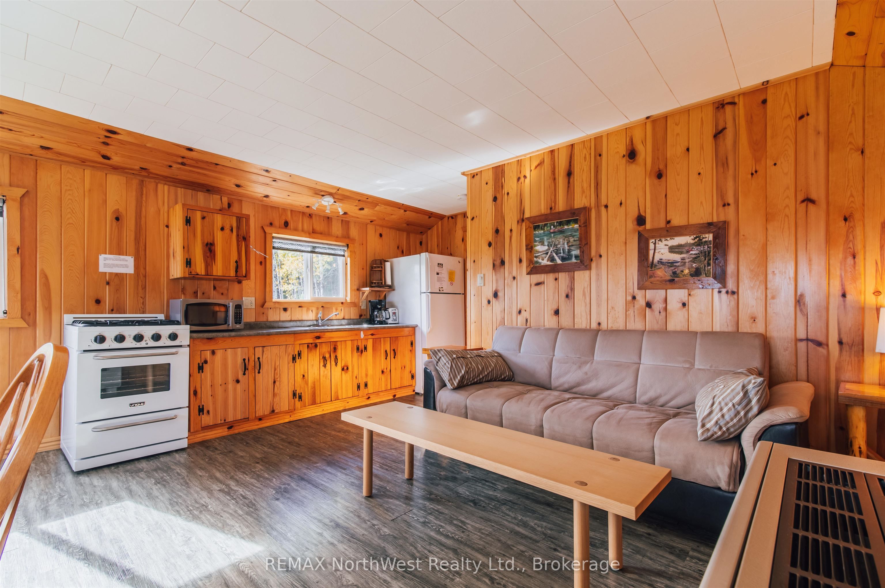 202 Lakeshore Drive Property Photo 31