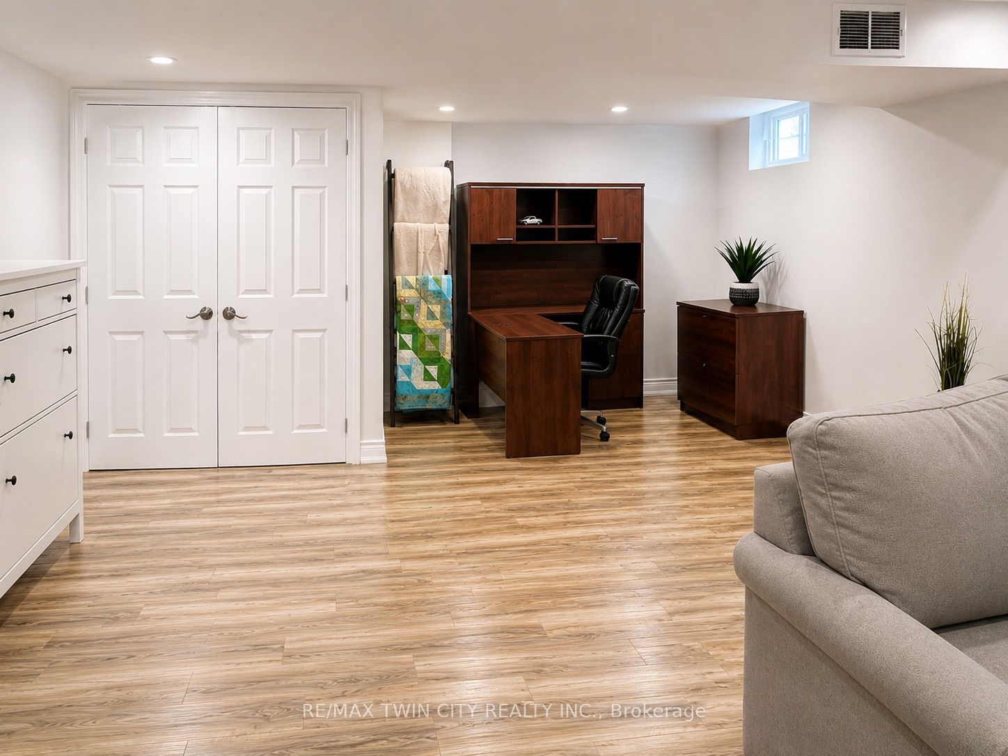 107 Rosslinn Road Property Photo 31