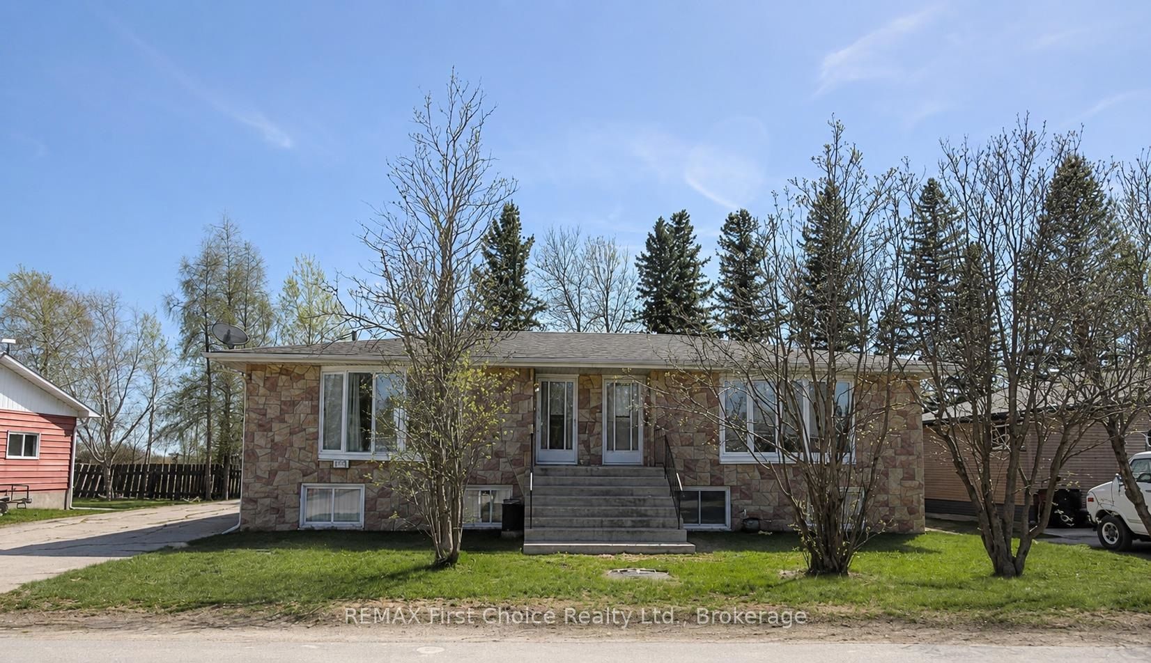 113 Cedar Crescent Property Photo 1