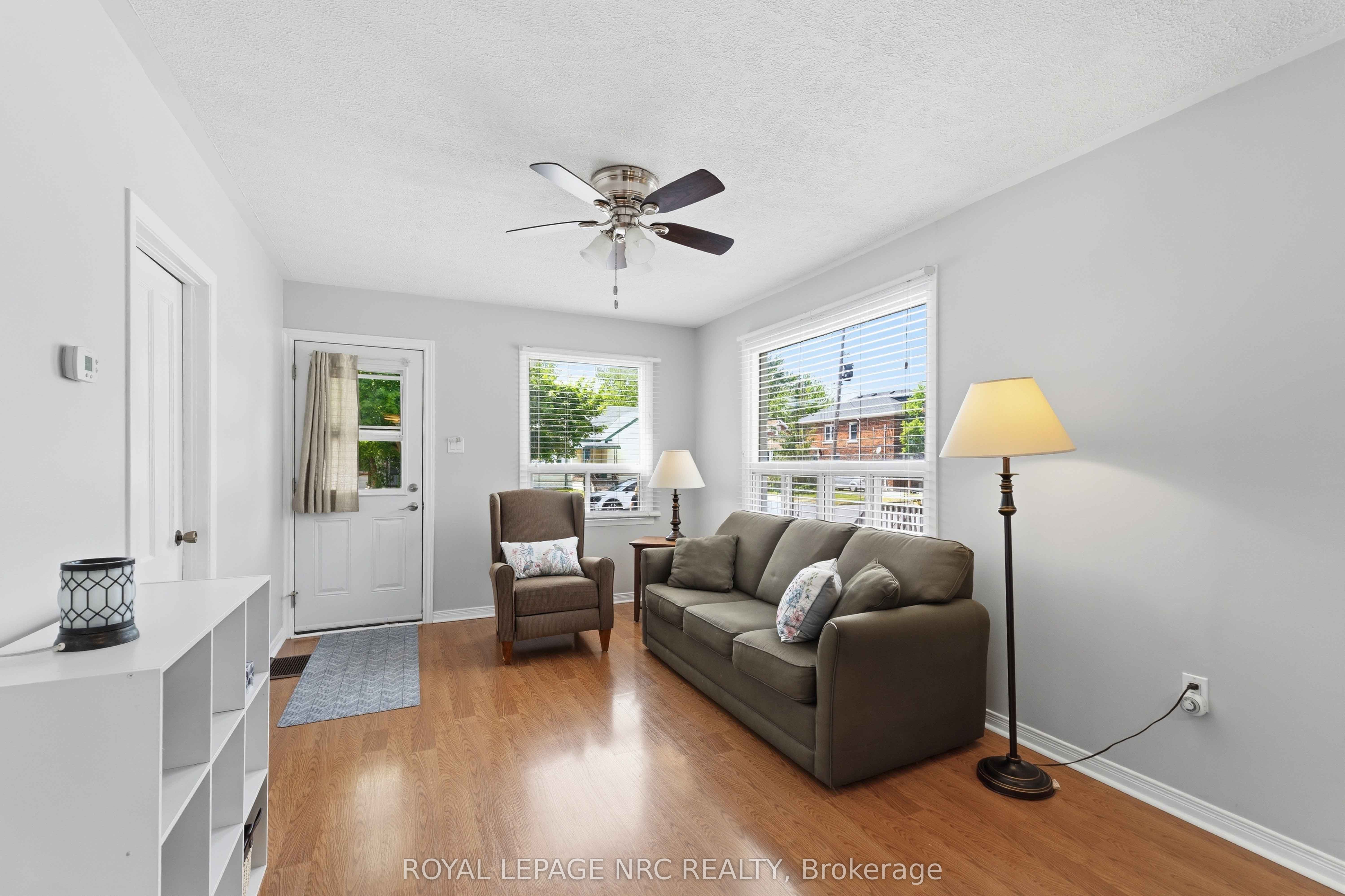144 Mcalpine Avenue S Property Photo 4