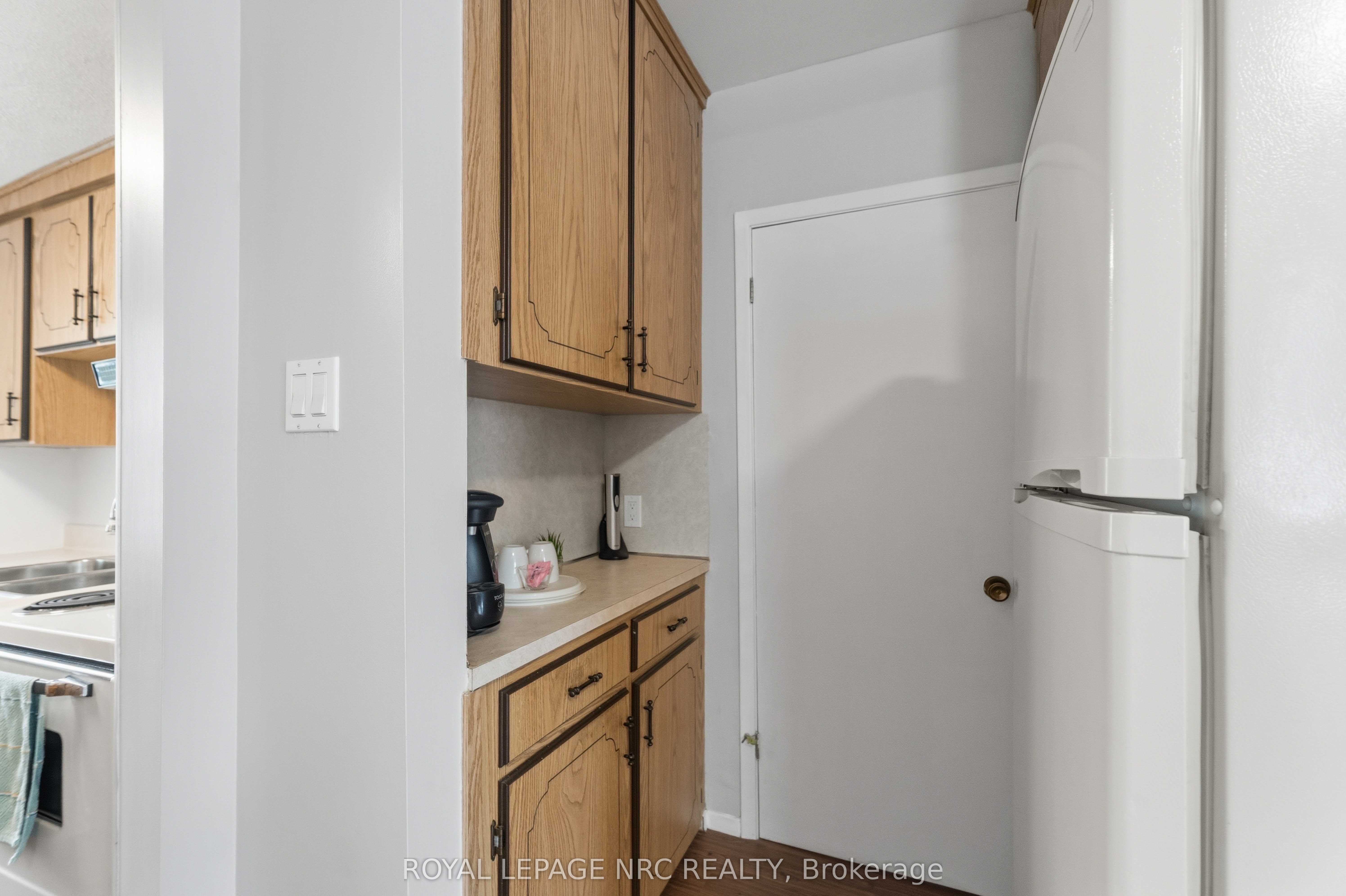 144 Mcalpine Avenue S Property Photo 10