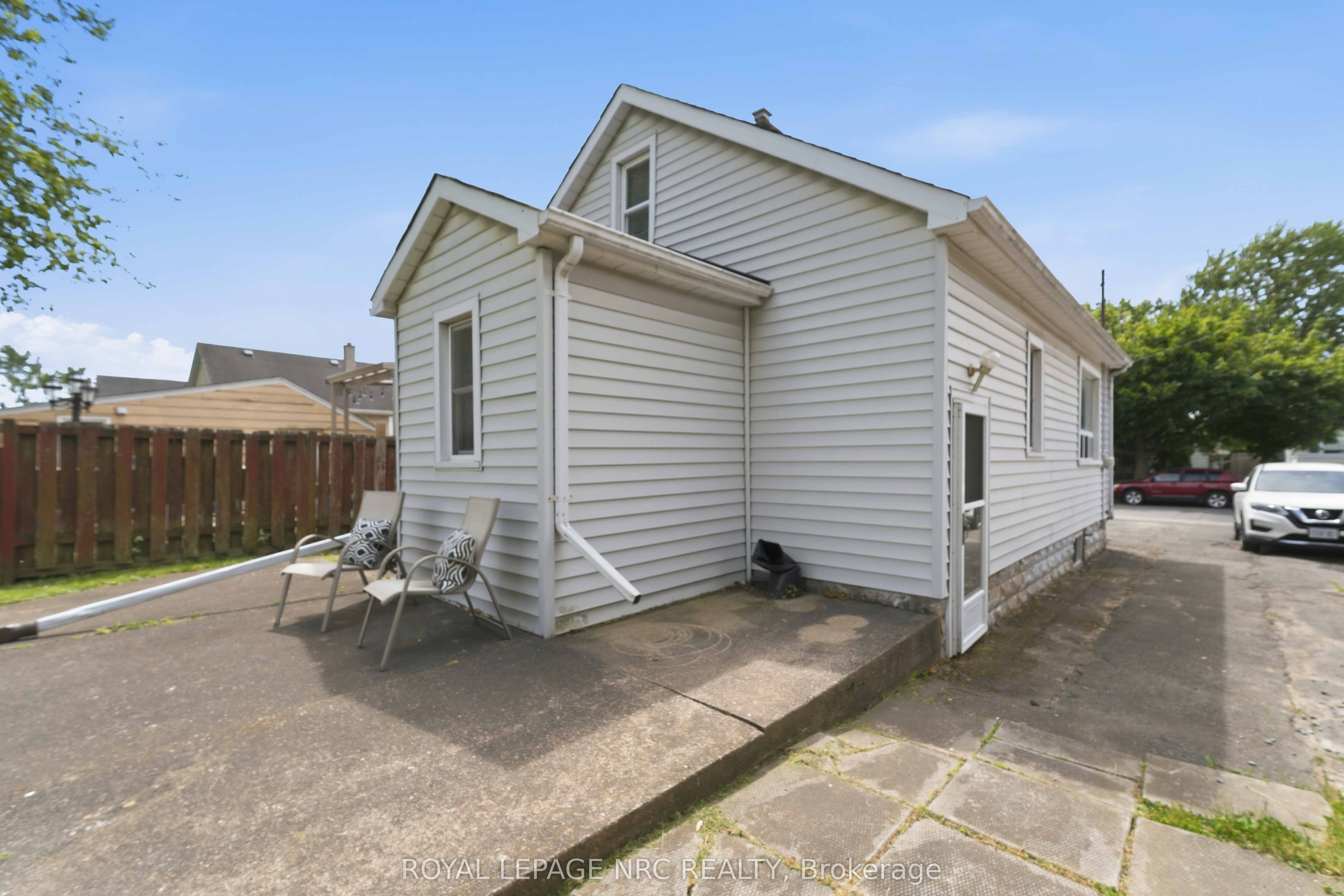 144 Mcalpine Avenue S Property Photo 40