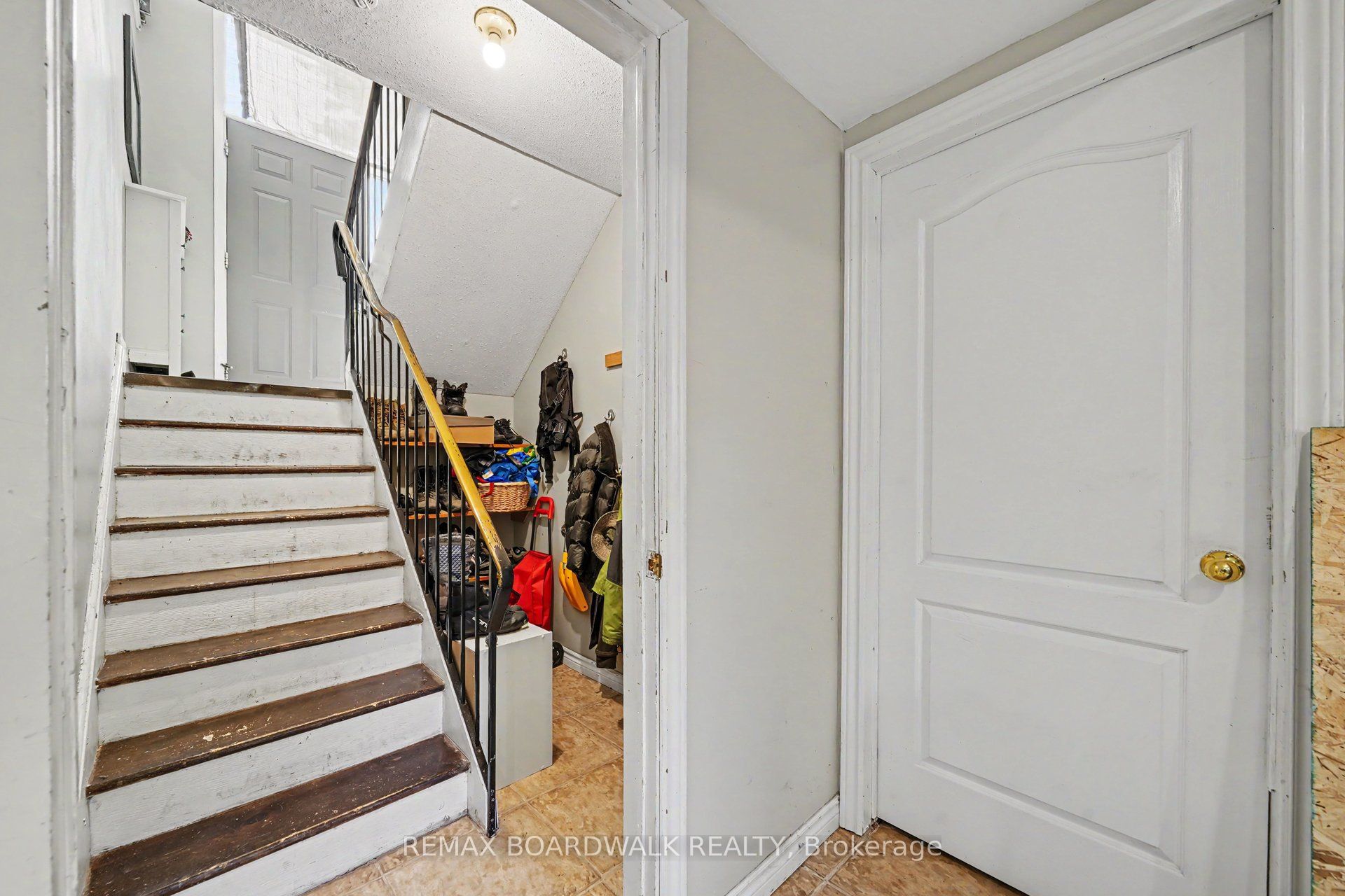 3399 Regburn Drive Property Photo 4