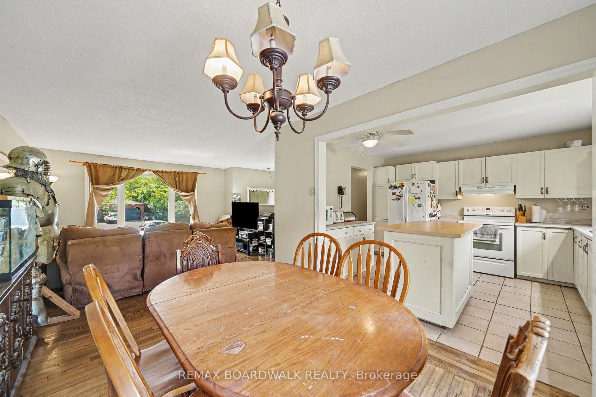 3399 Regburn Drive Property Photo 8