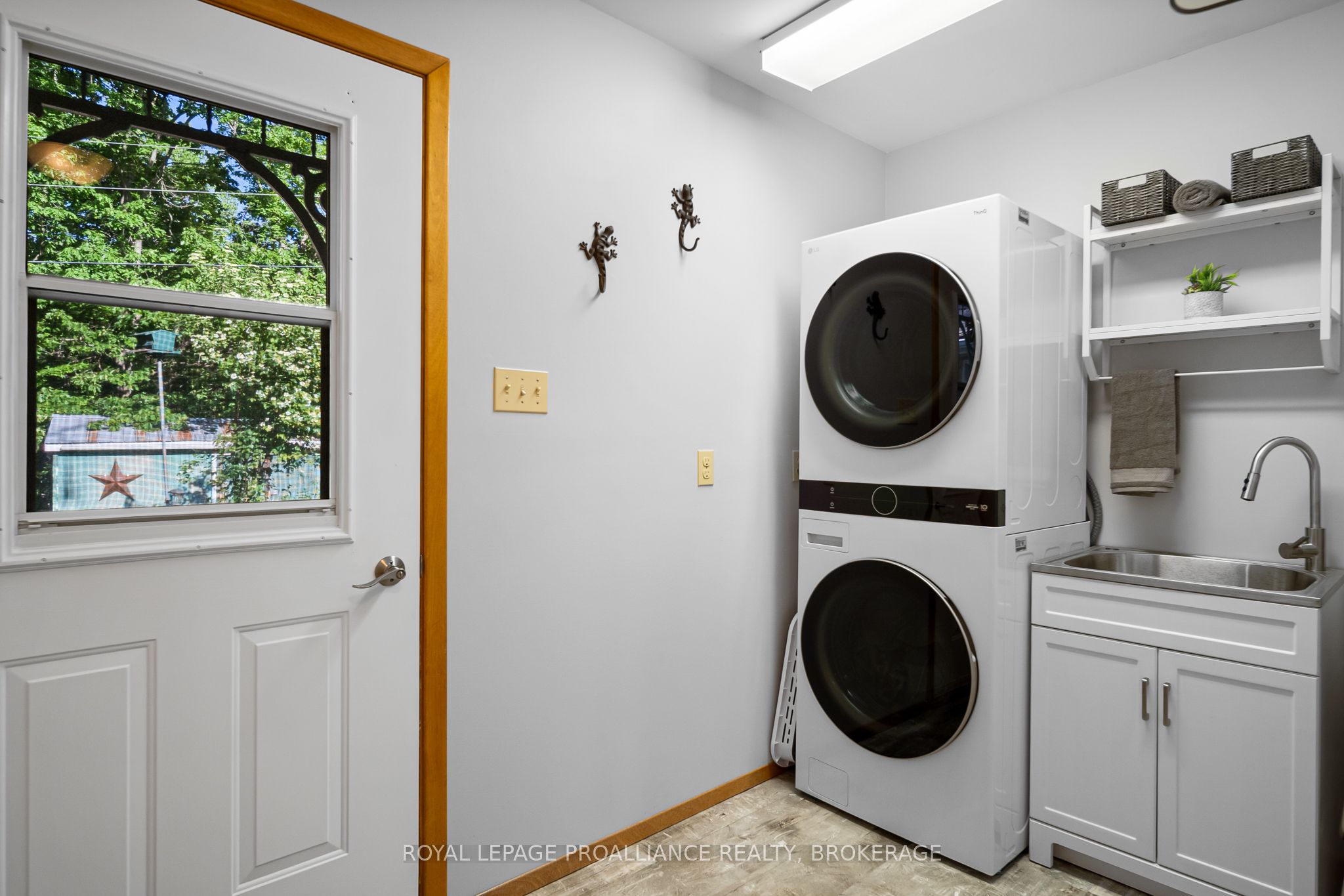 1140 High Falls Lane Property Photo 17
