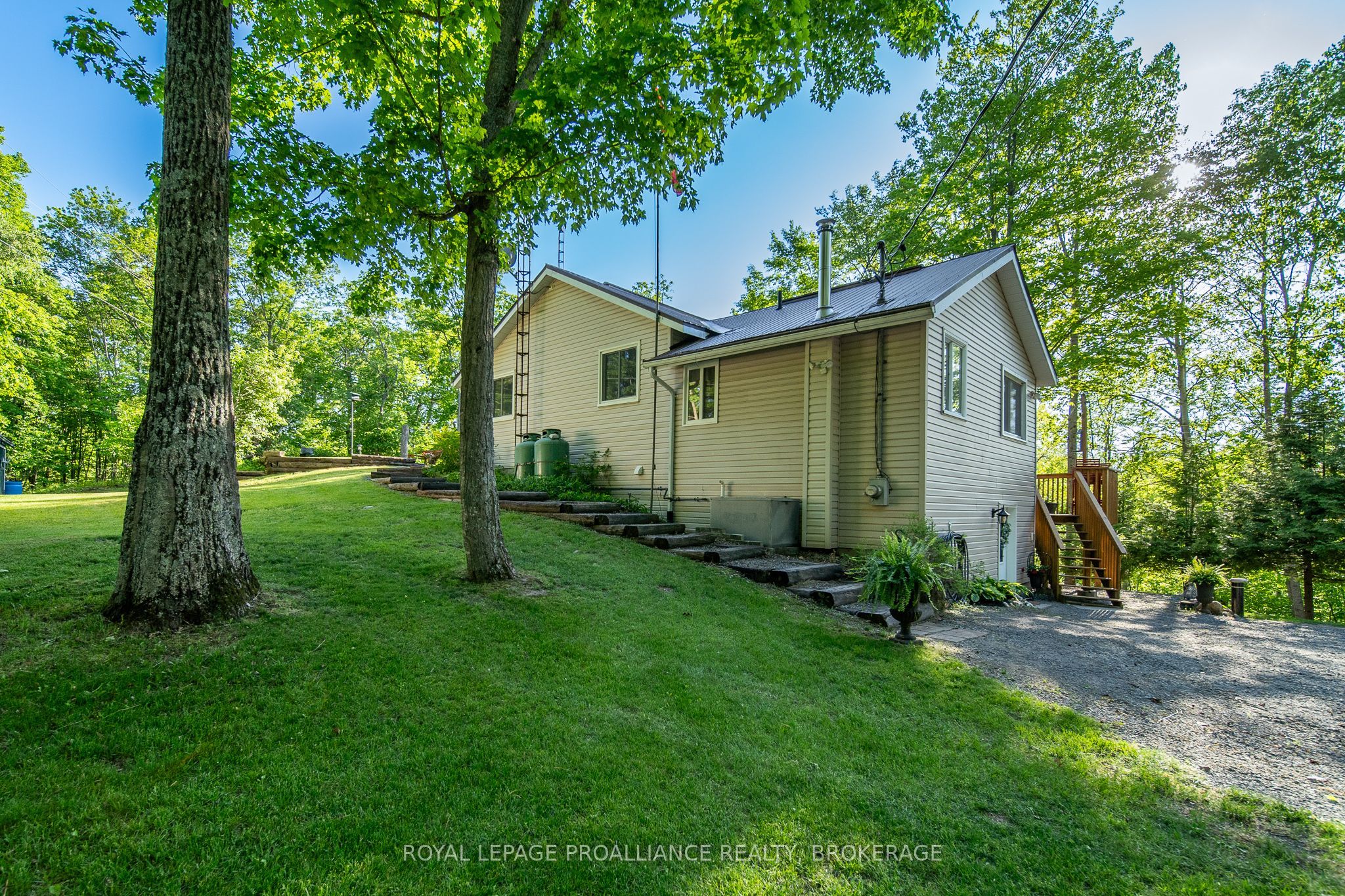 1140 High Falls Lane Property Photo 19