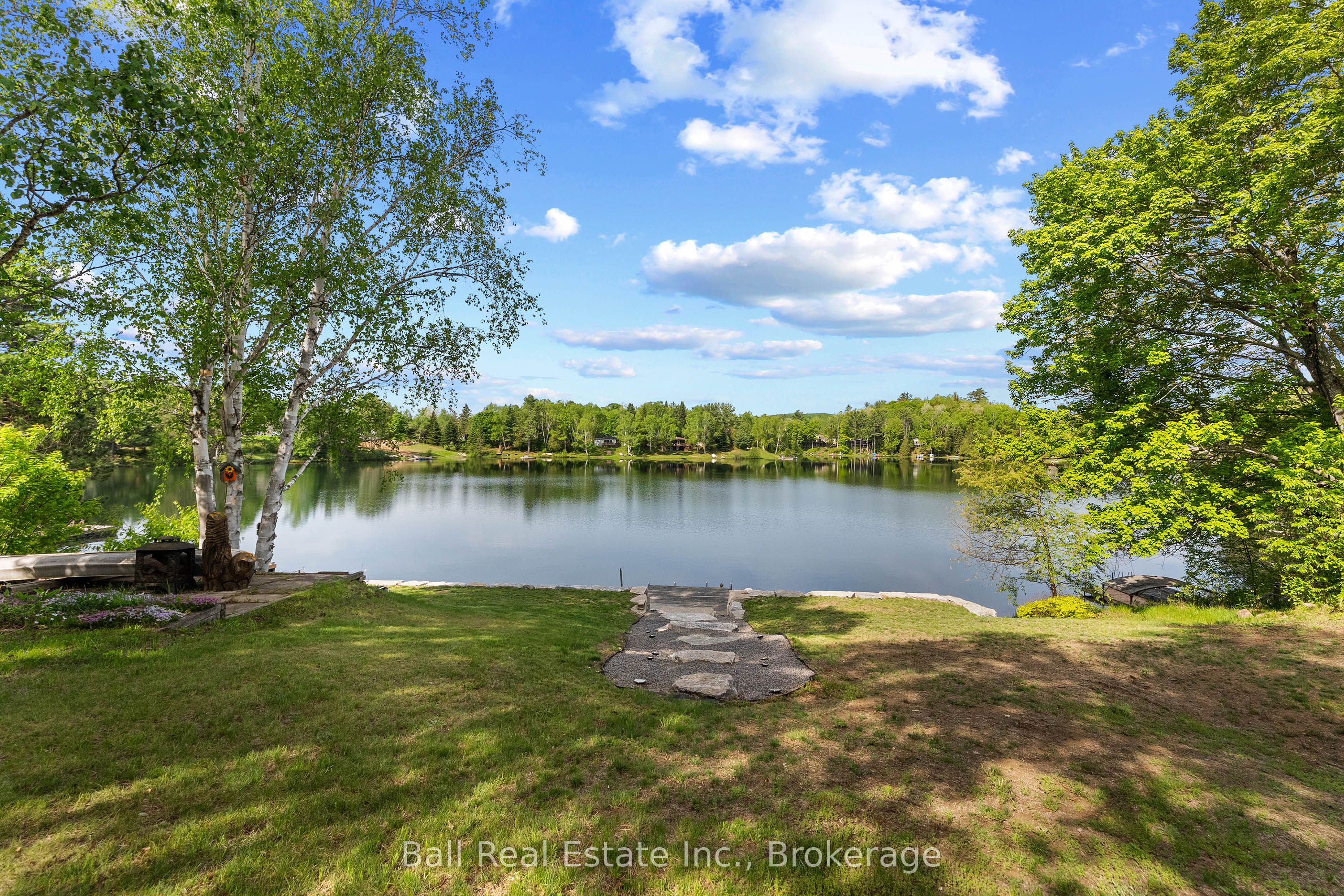 29 Siddon Lake Place Property Photo 4